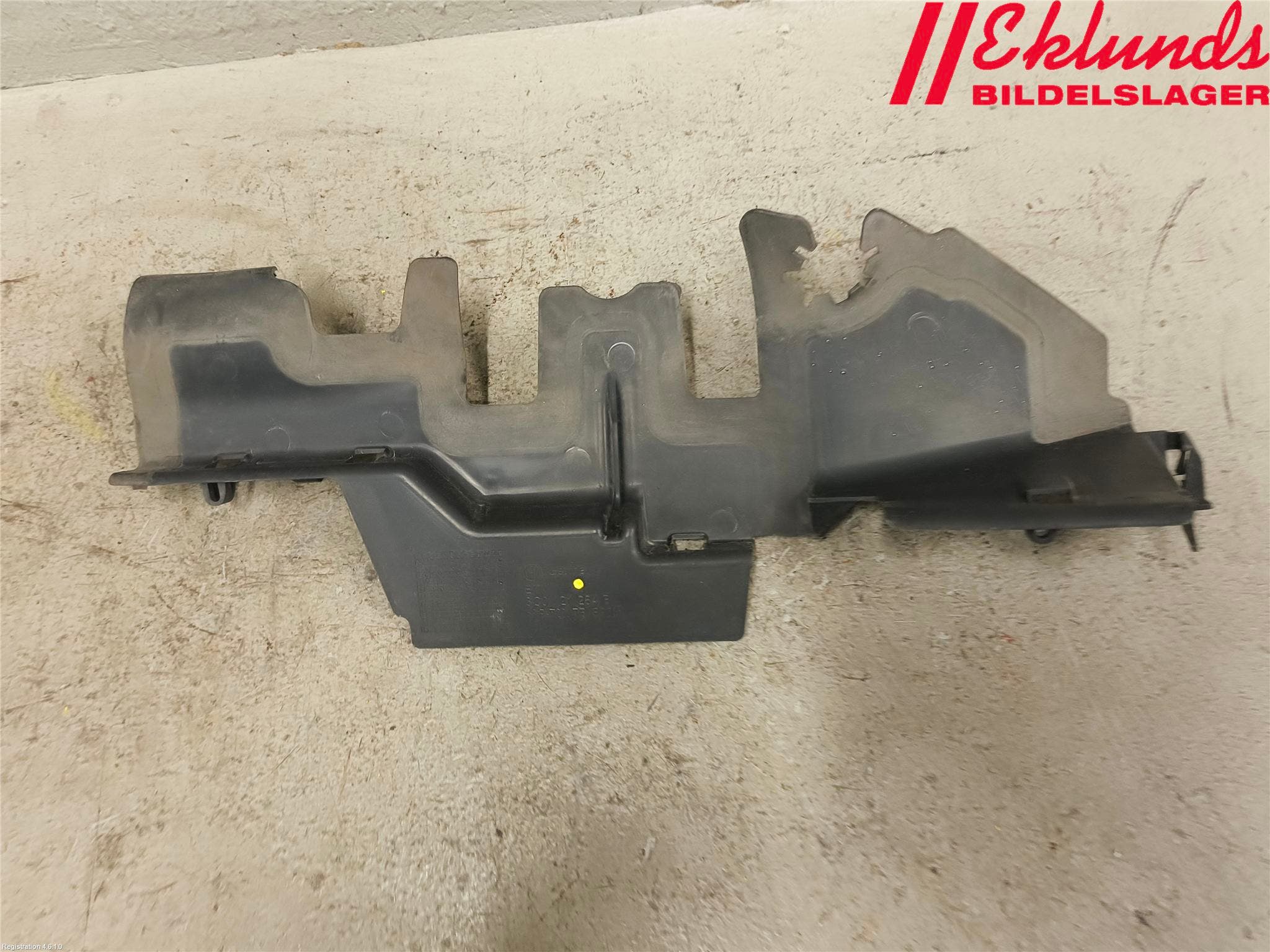 Volkswagen VW PASSAT 05-11 Deflektor Plåt-Plast Kylning