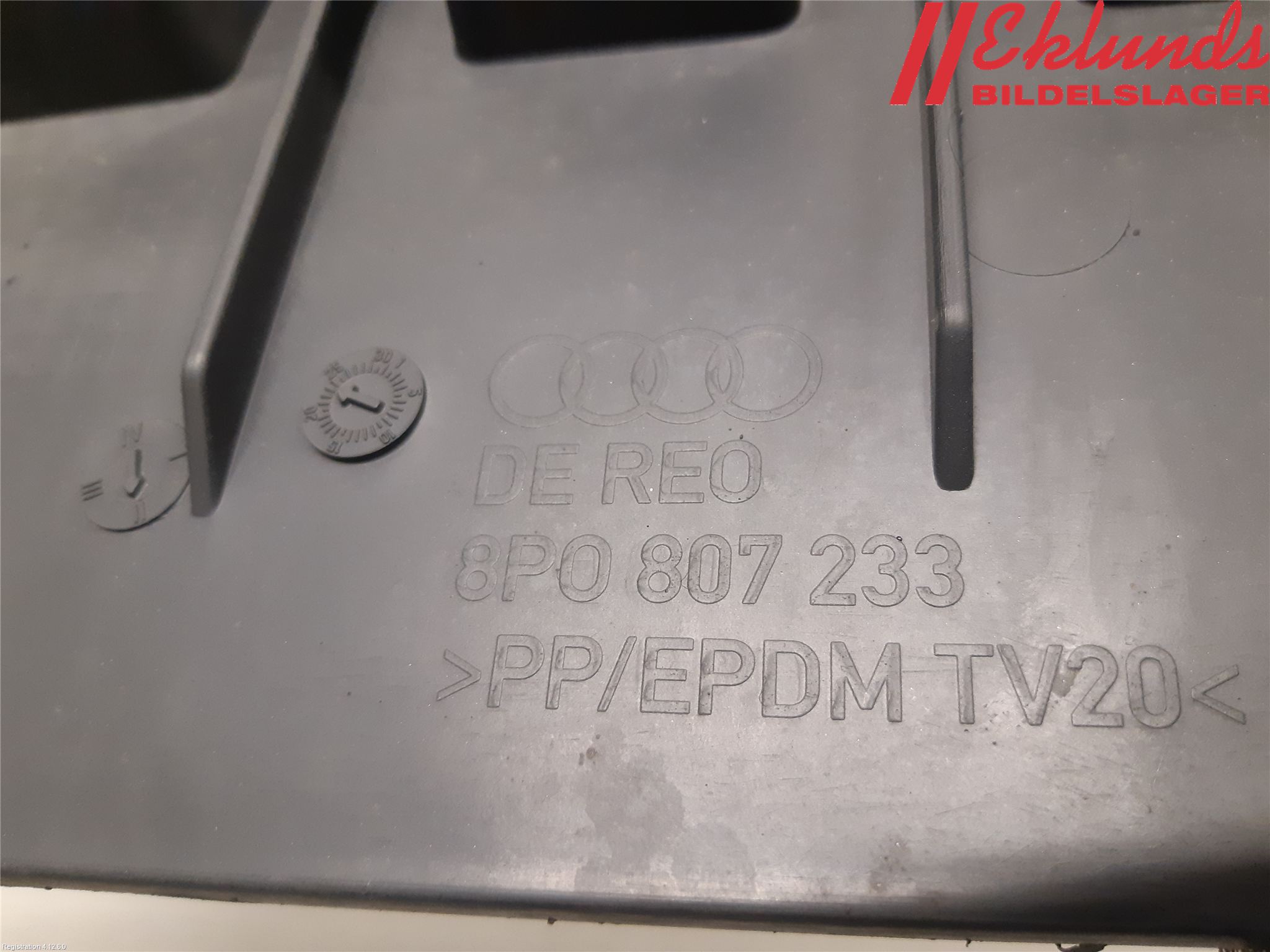 Audi A3/S3 05-13 Hasplåt Plåt-Plast
