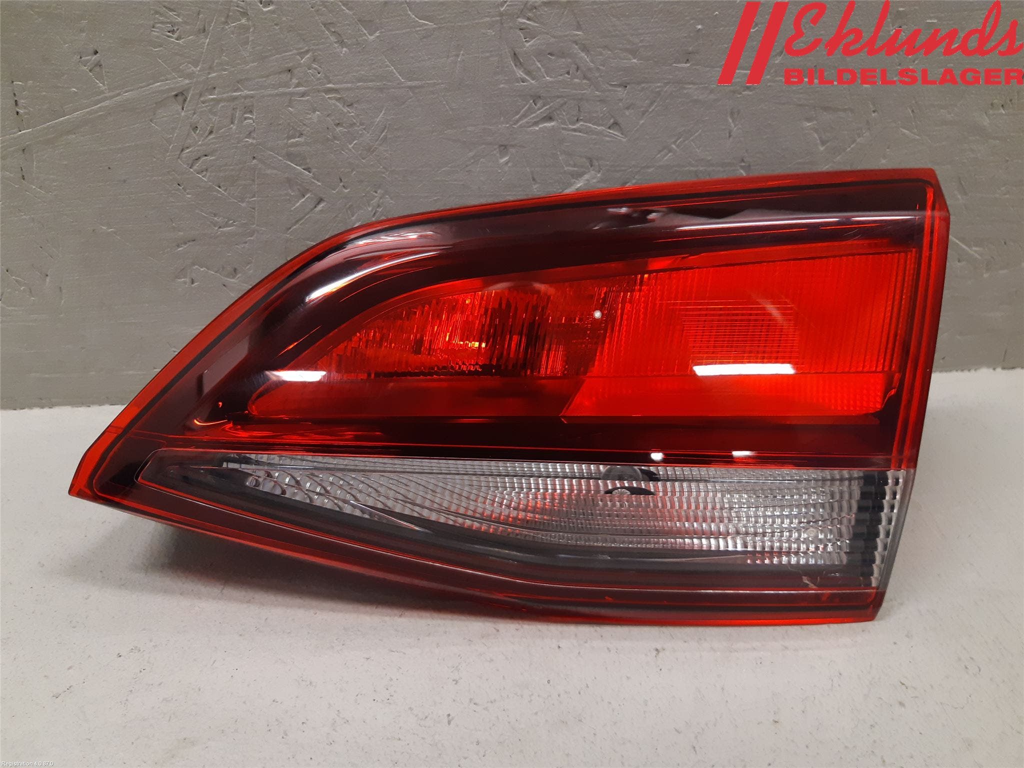 Opel ASTRA K 16-22 Bakljus Lucka Hö