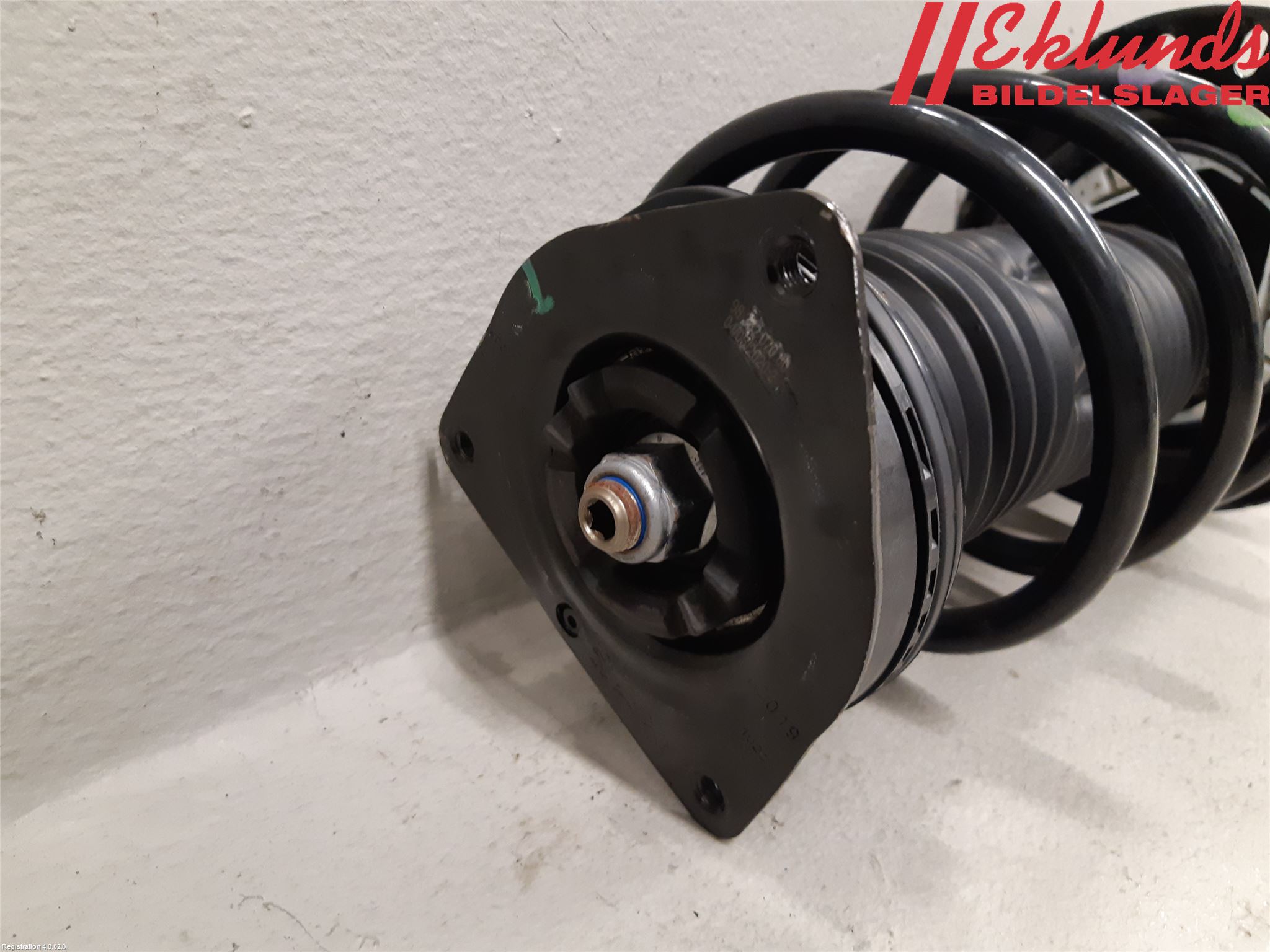 Peugeot 208/E-208 20- Fjäderben Fram Höger