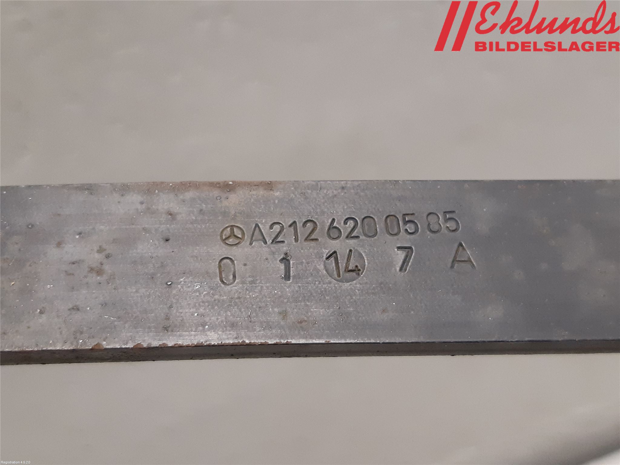 Mercedes-Benz MB E-KLASS (W212) 09-16 Frontplåt