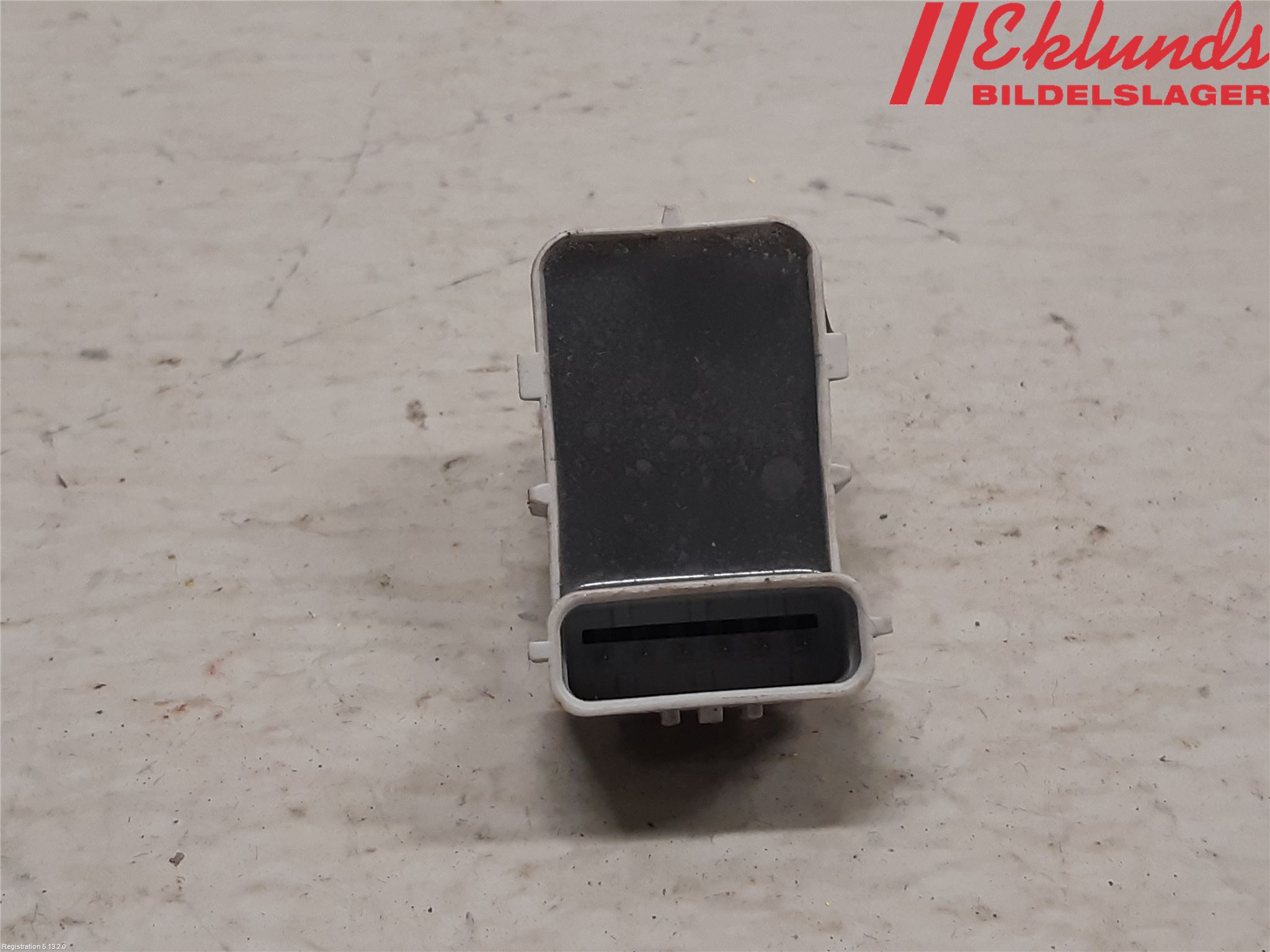 Hyundai i20 PB 09-14 Parkeringshjälp Backsensor