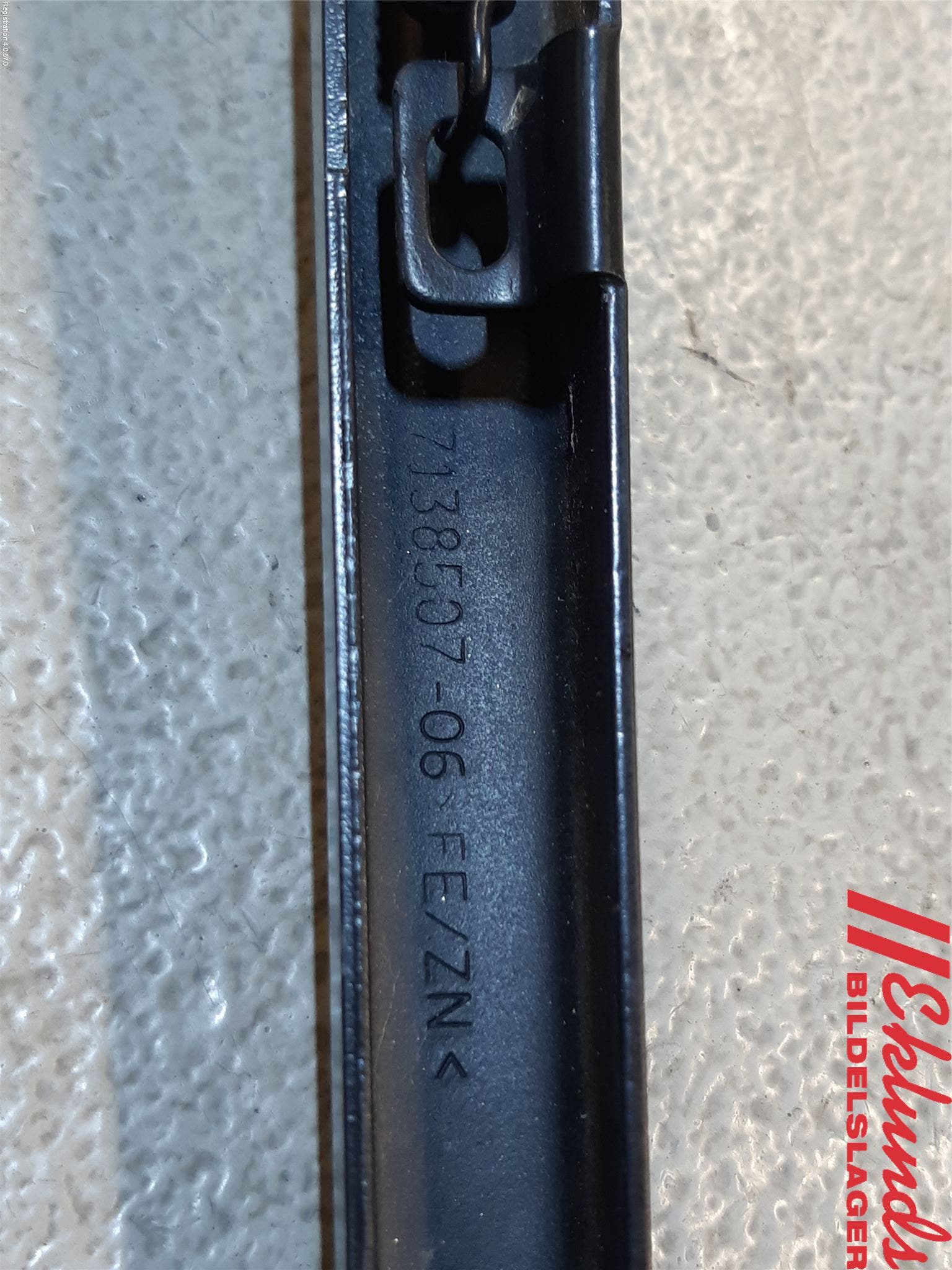BMW 1 E87/81 5D/3D 03-11 Torkararm-Bakruta