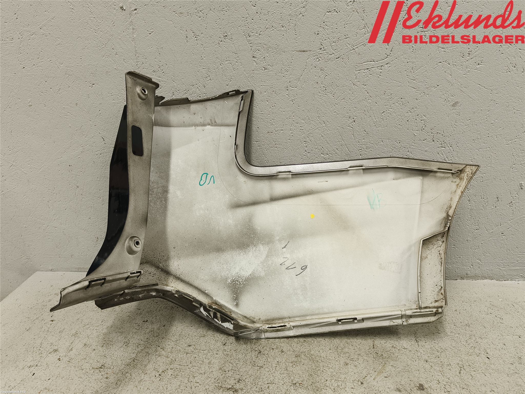 Ford FOCUS 15-18 Stötfångardel Bak Vä