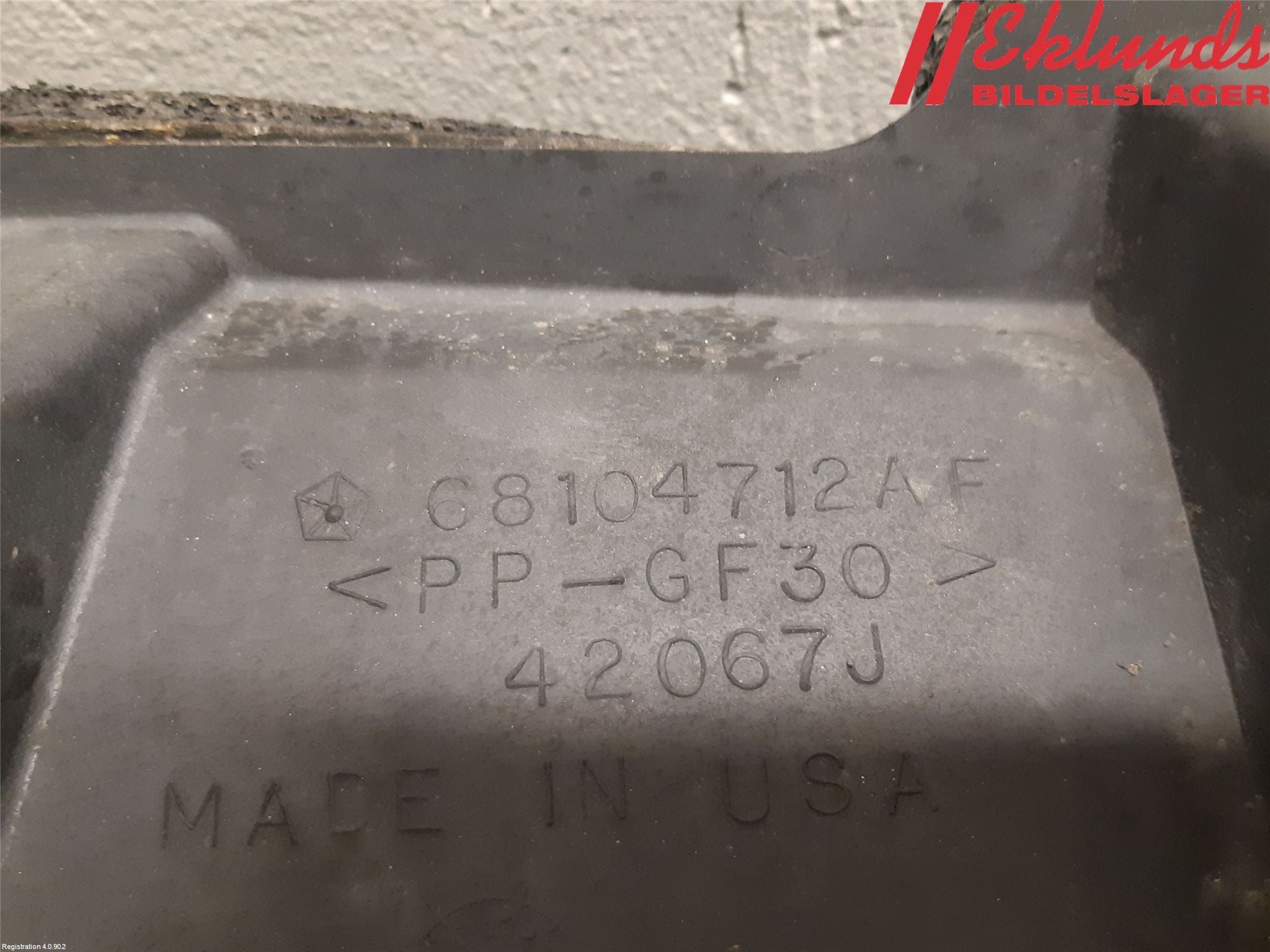 Dodge PICK UP RAM 81- Deflektor Plåt-Plast Kylning