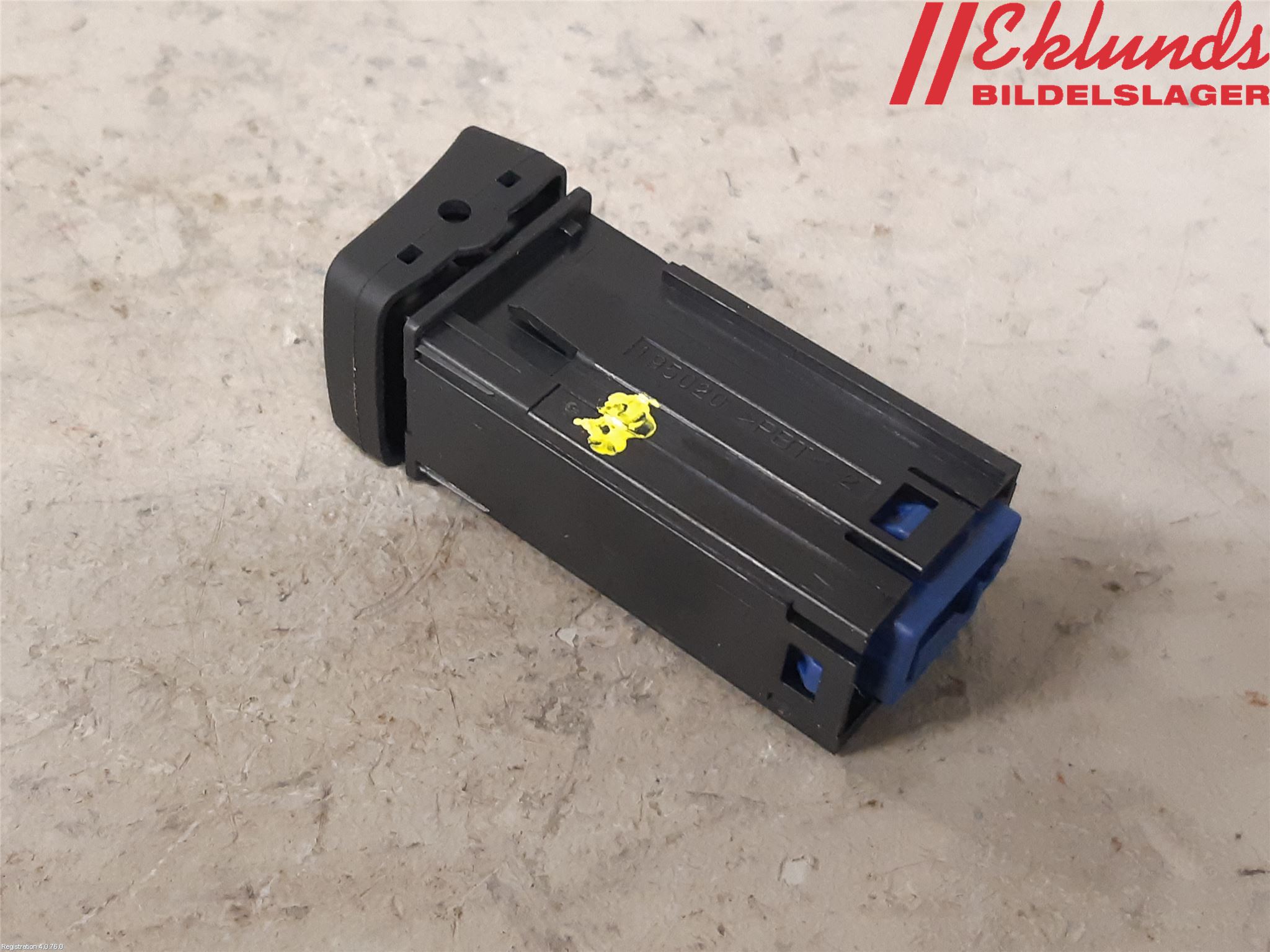 Toyota COROLLA 19- Strömställare Stolvärme