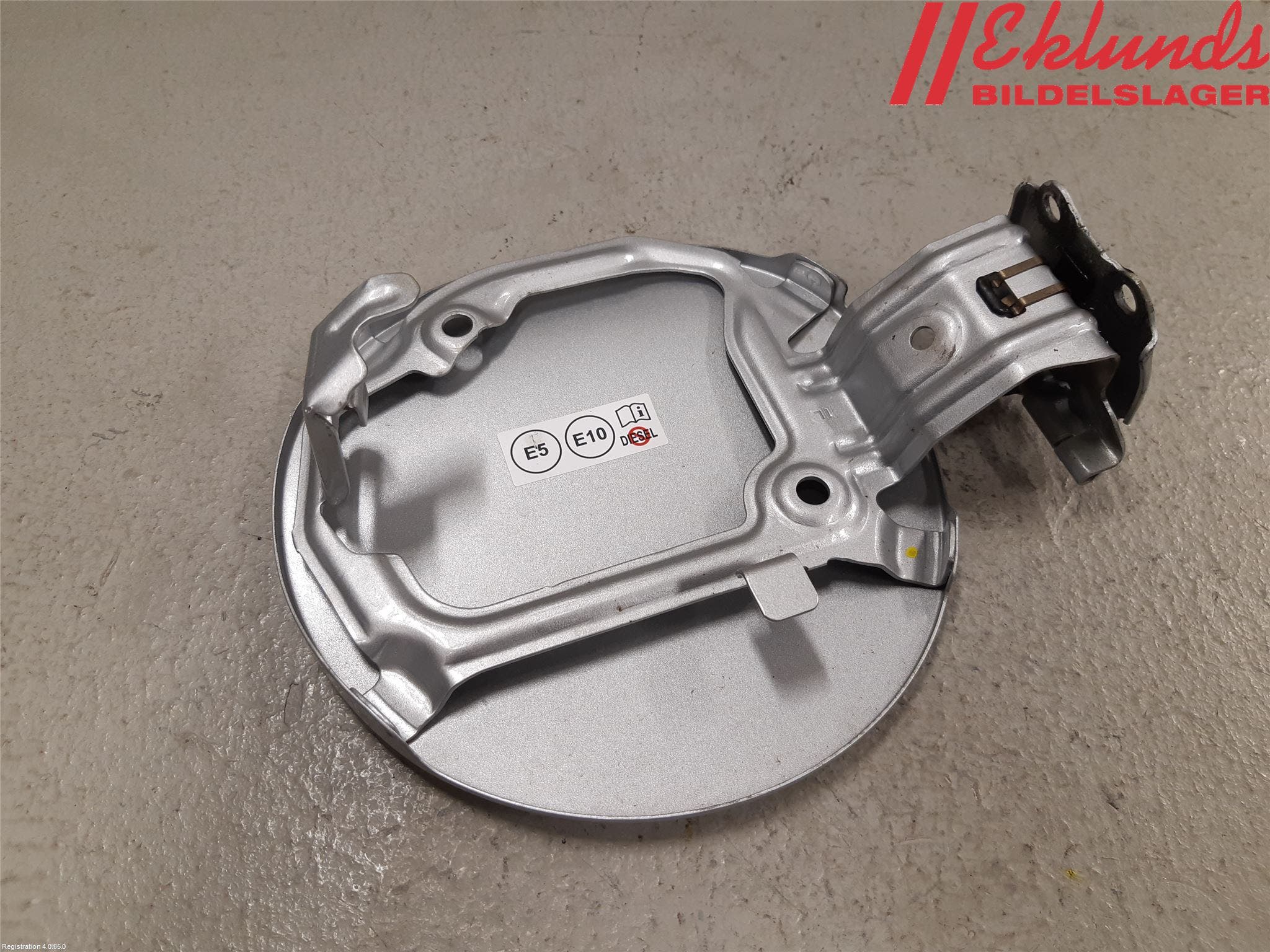 Toyota YARIS XP21 20- Tanklucka