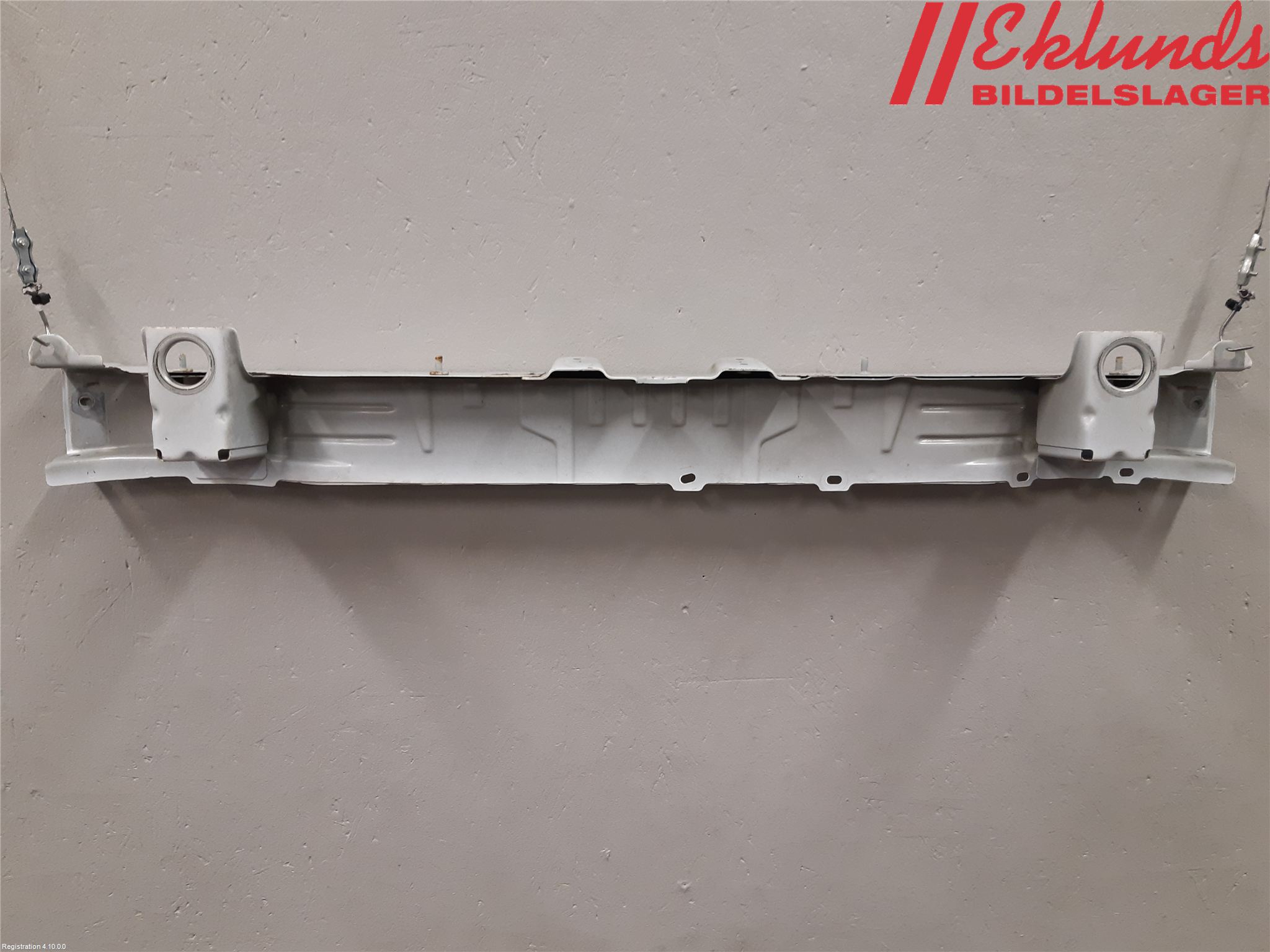 Mitsubishi OUTLANDER 13-21 Front Huvlåsplåt-Balk