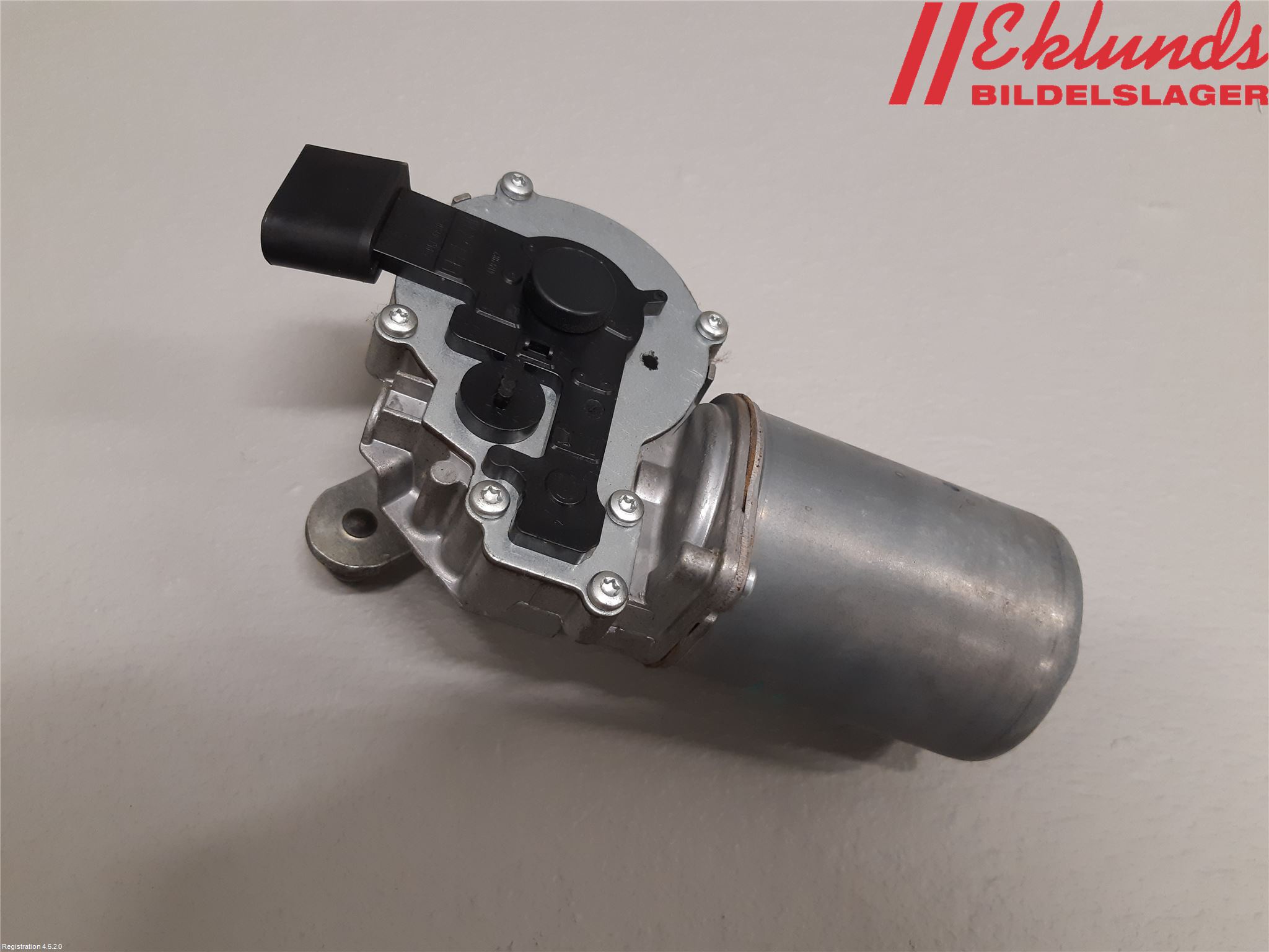 BMW 3 E90/91 SED/TOU 05-12 Torkarmotor Vindruta