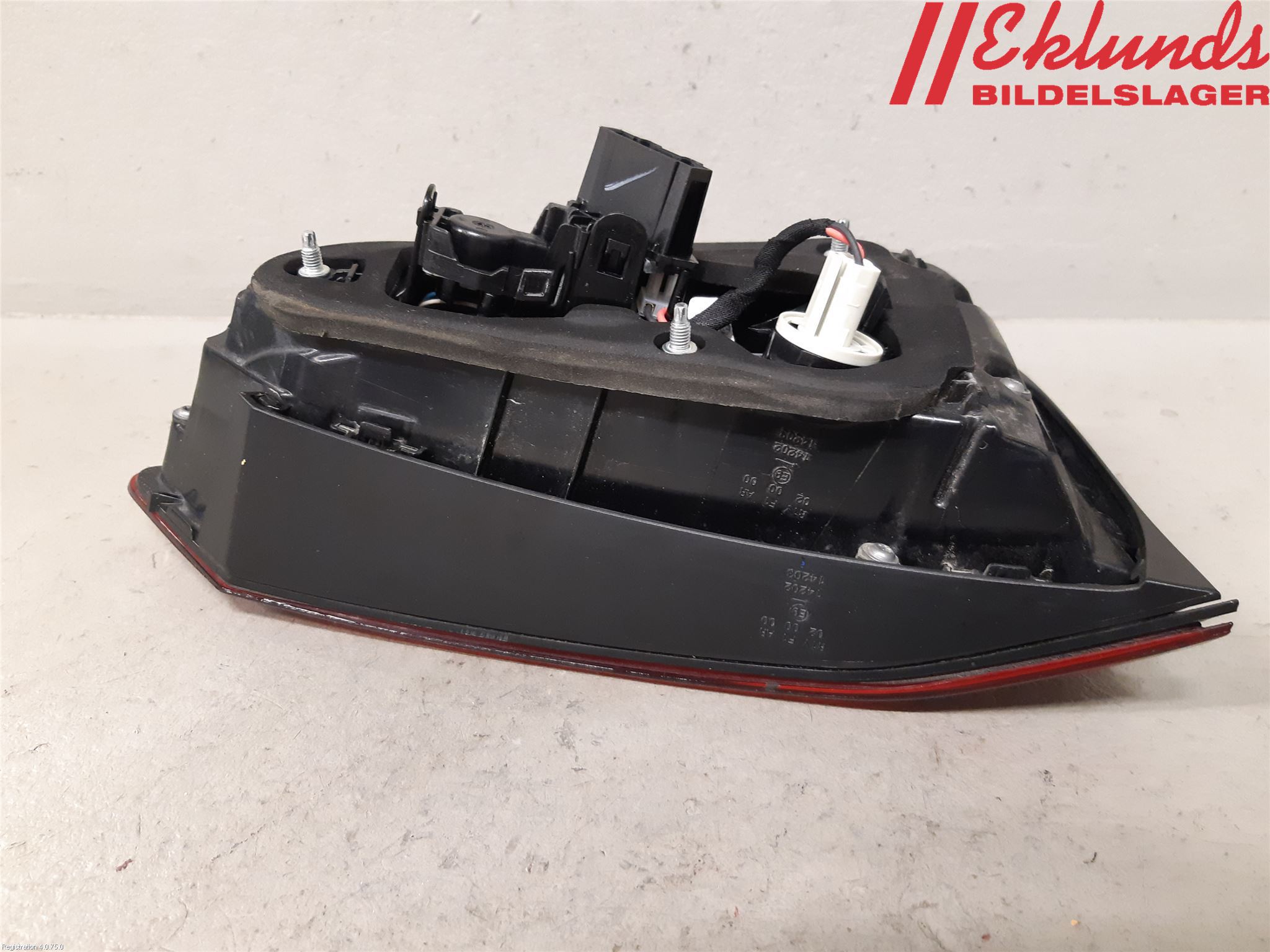 Seat ATECA 16->> Bakljus Lucka Vä