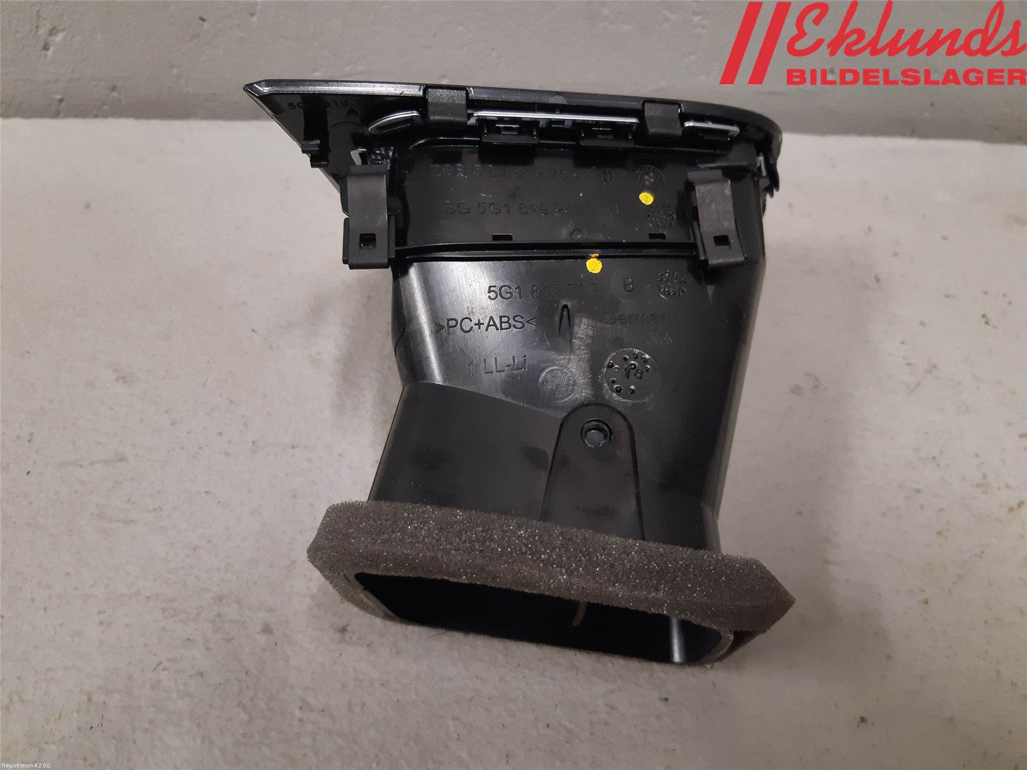 Volkswagen VW GOLF / E-GOLF VII 13-20 Defrosterkanal-Munstycke