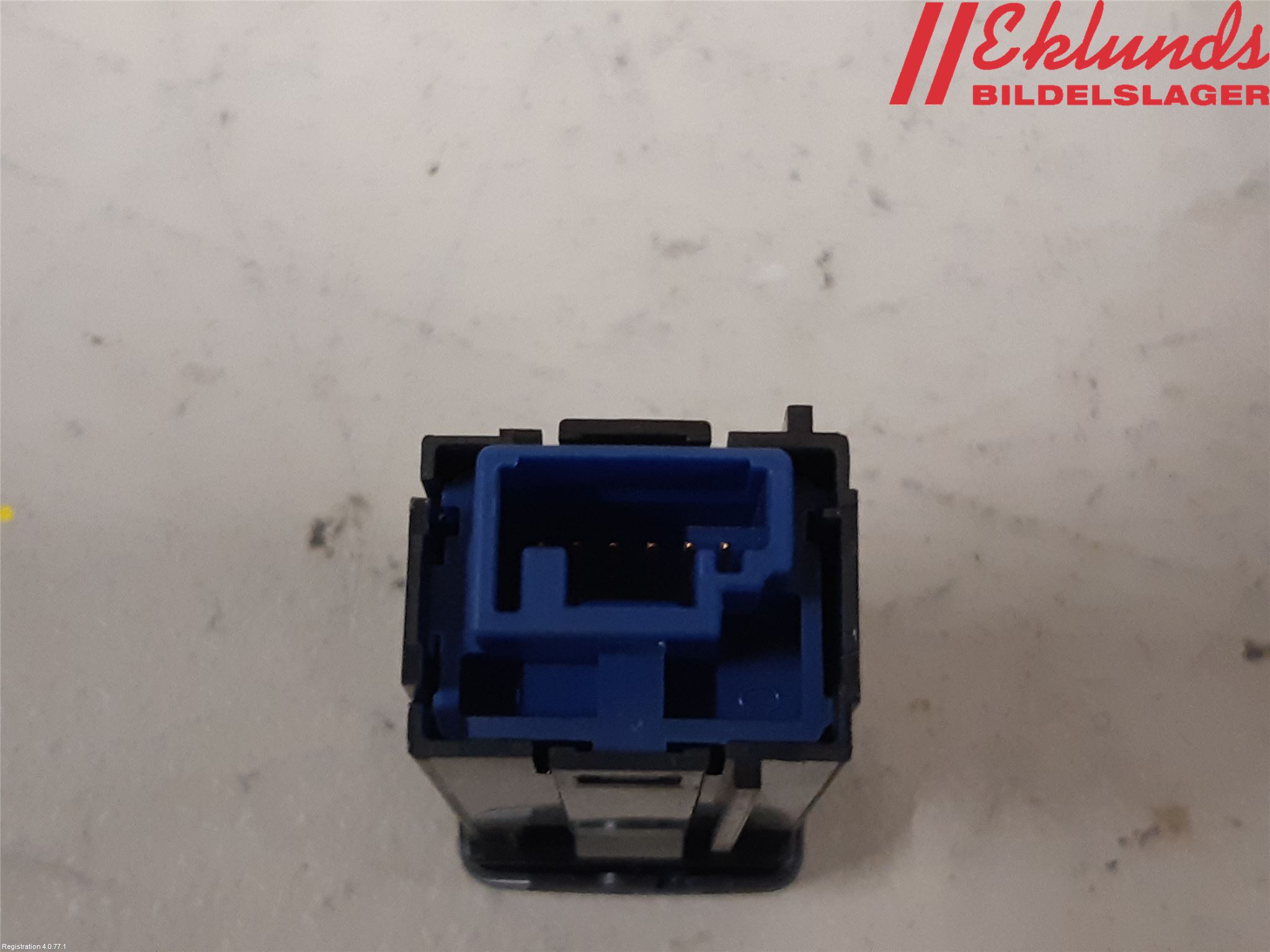 Toyota COROLLA 19- Strömställare Stolvärme