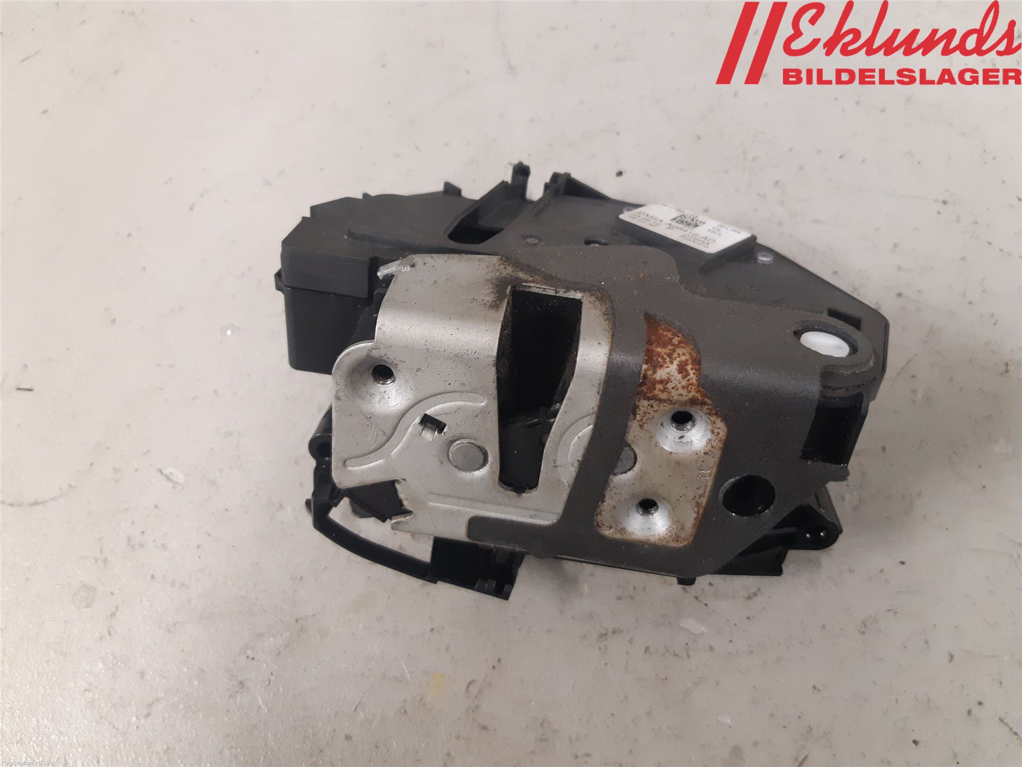 Ford FOCUS 11-14 Låskista-Dörrlås