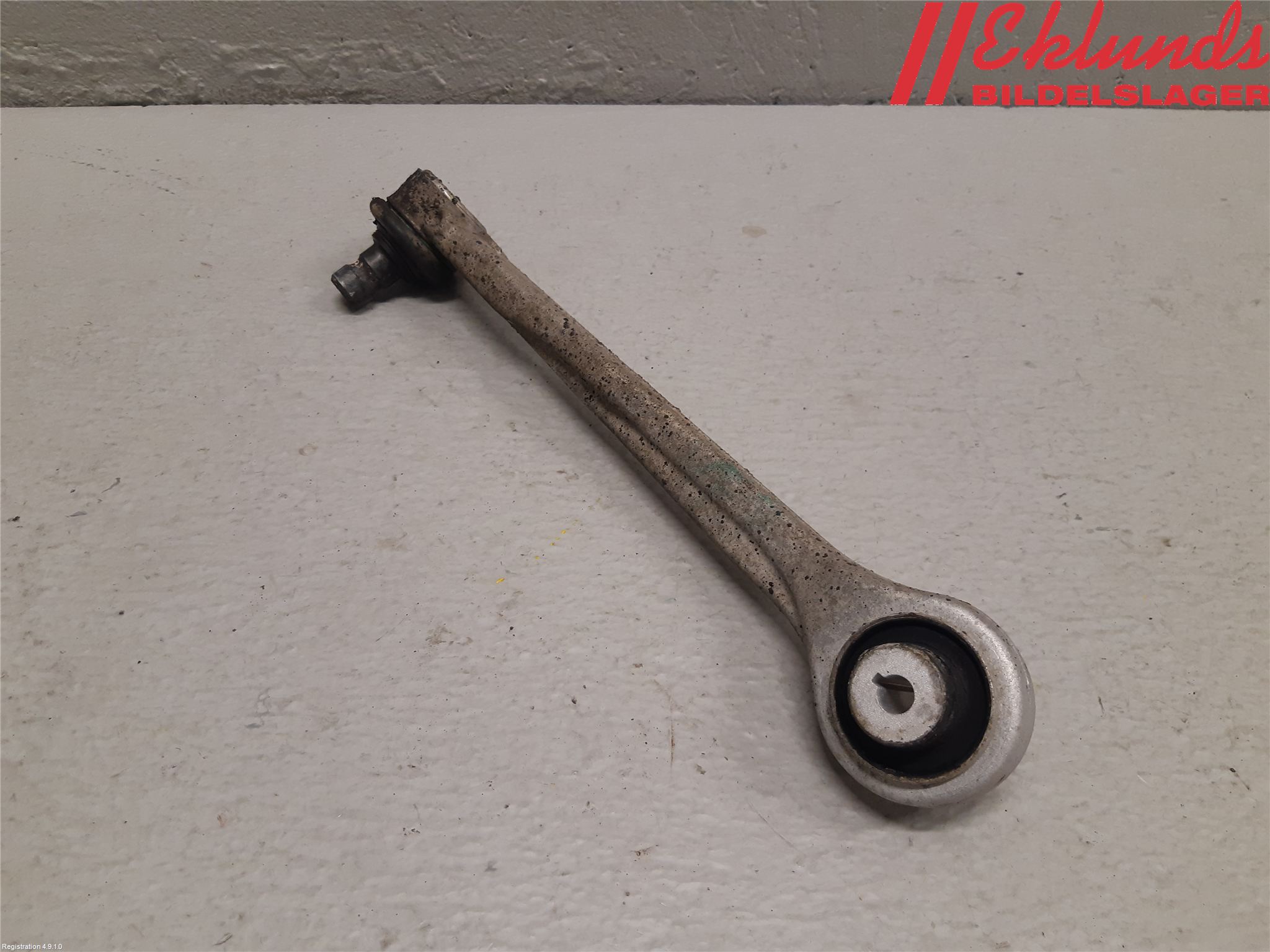 Audi Q7/SQ7 Bärarm Fram Övre Vä