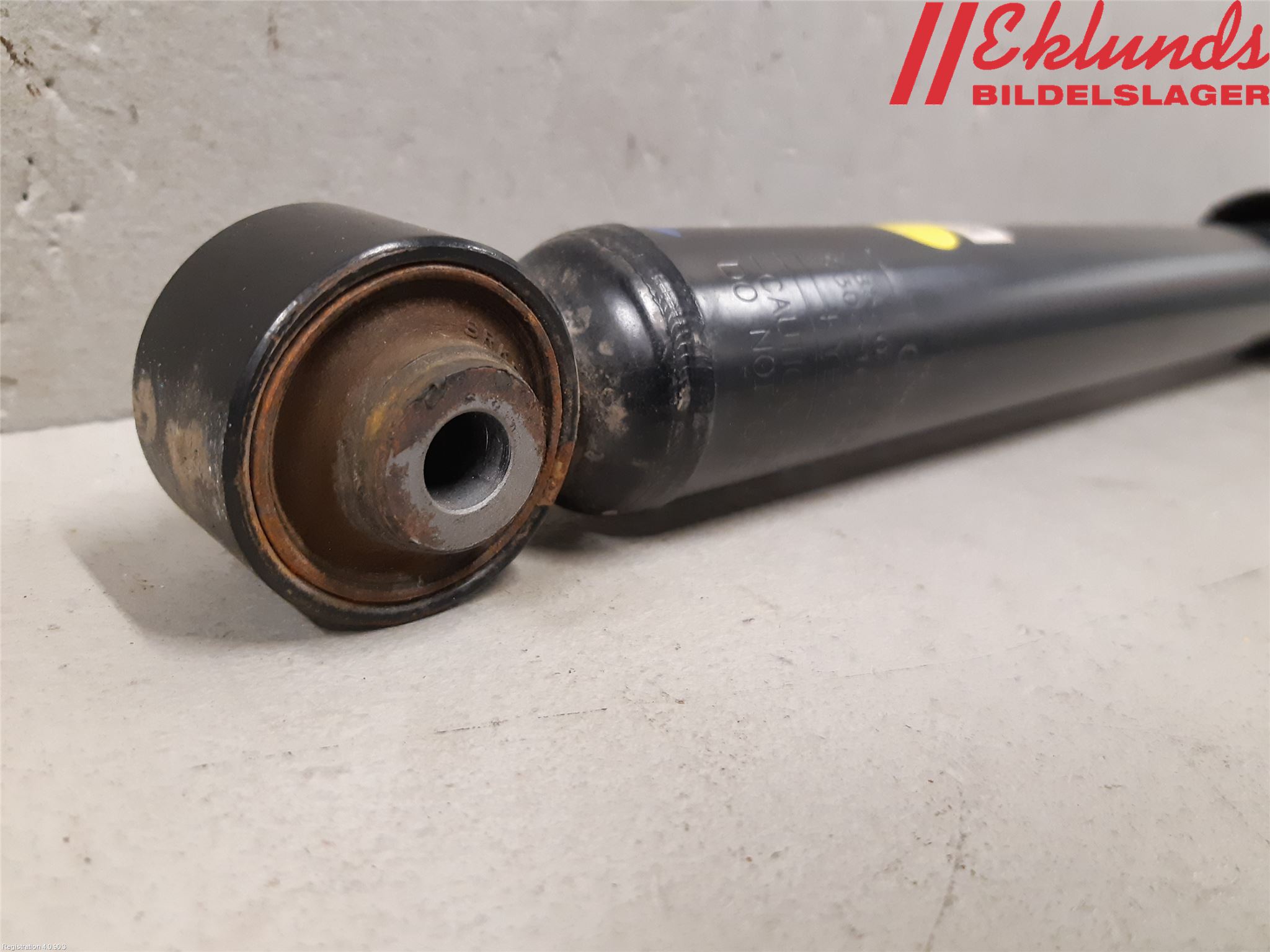 Toyota YARIS XP21 20- Stötdämpare Bak