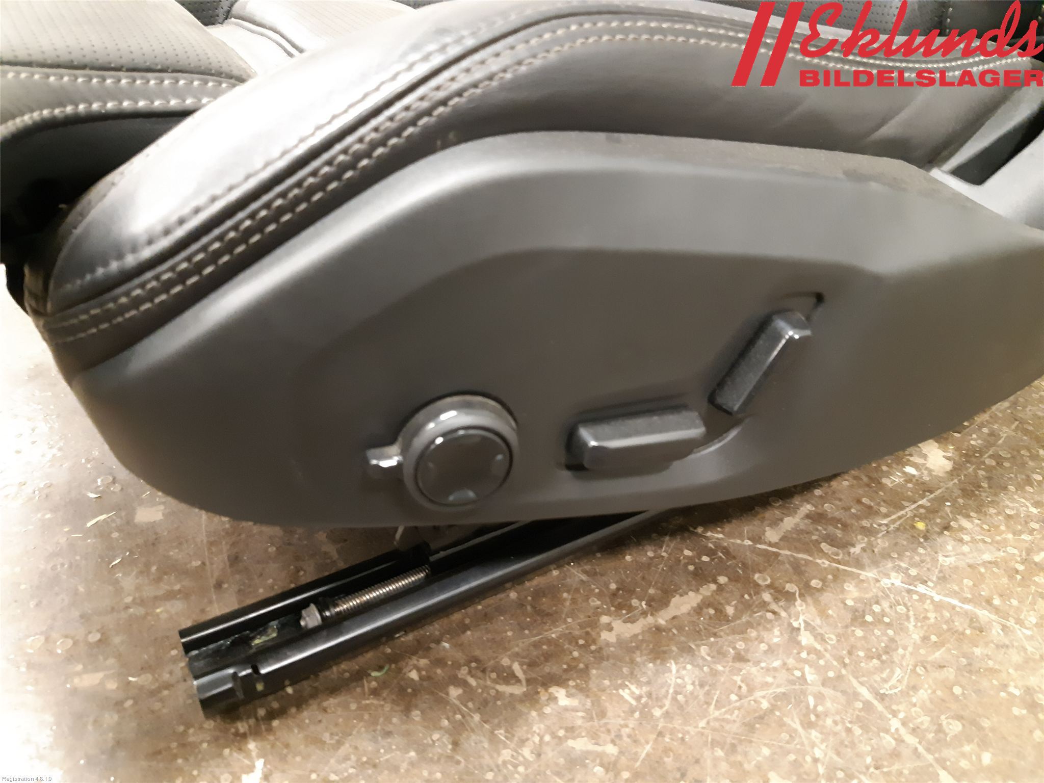 Volvo XC90/RECHARGE 16- Inredning Stol Fram Vä