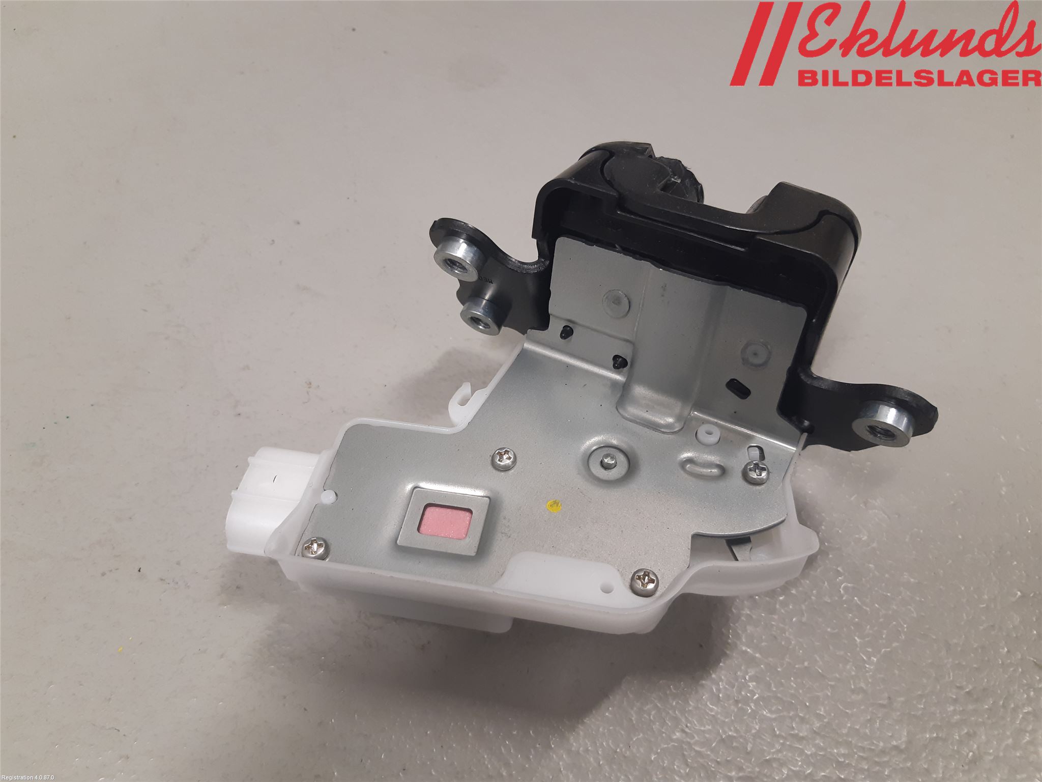 Toyota COROLLA 19- Låskista Baklucka