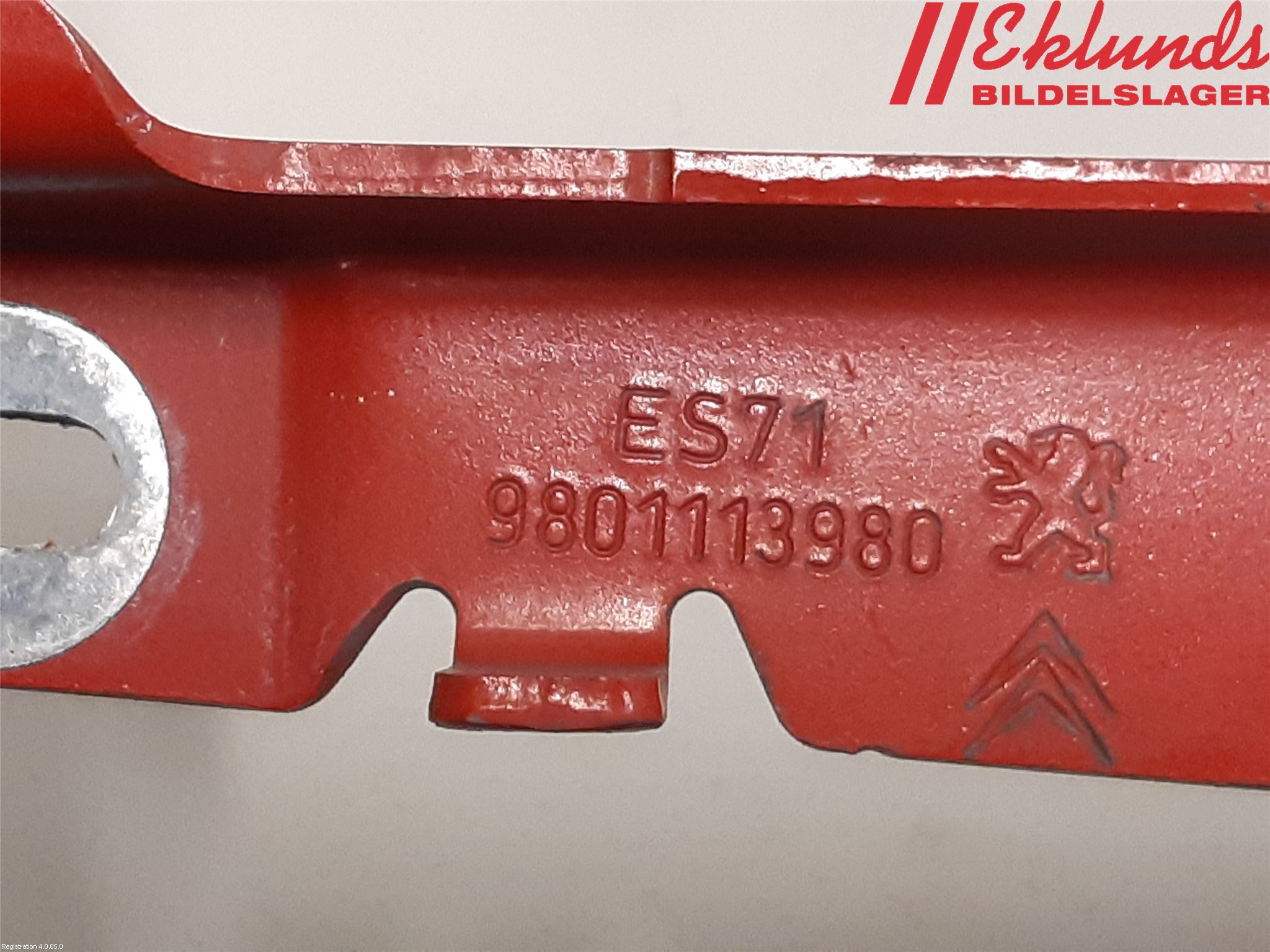 Citroen C4 CACTUS 14-20 Huvgångjärn