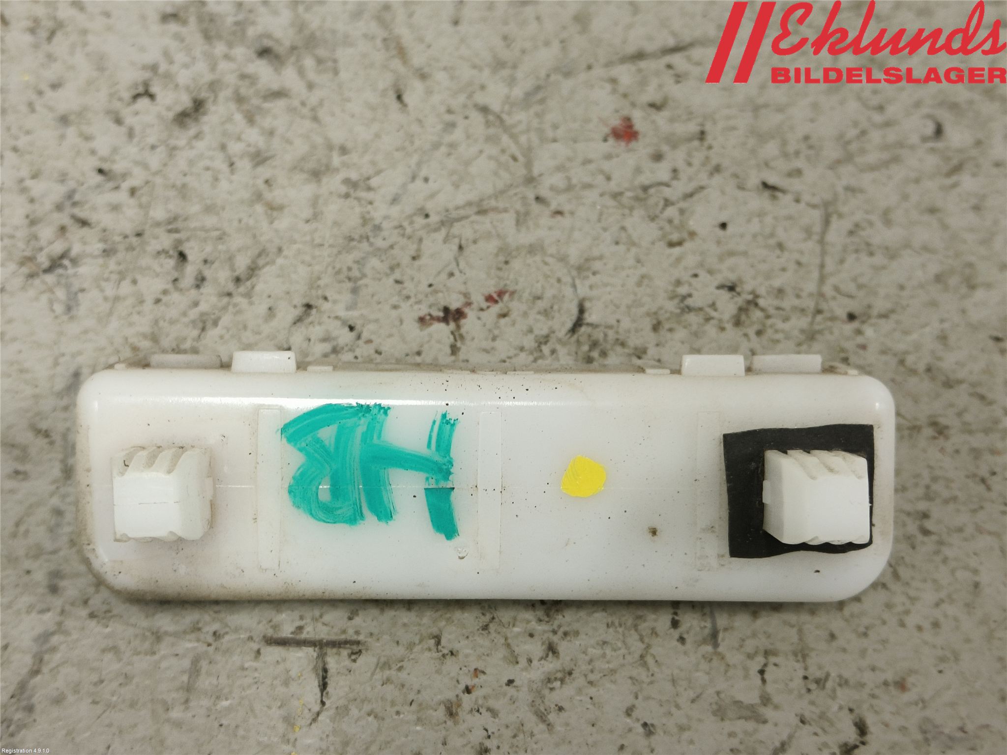 Nissan QASHQAI 10-14 Stötfångarfäste Bak Hö