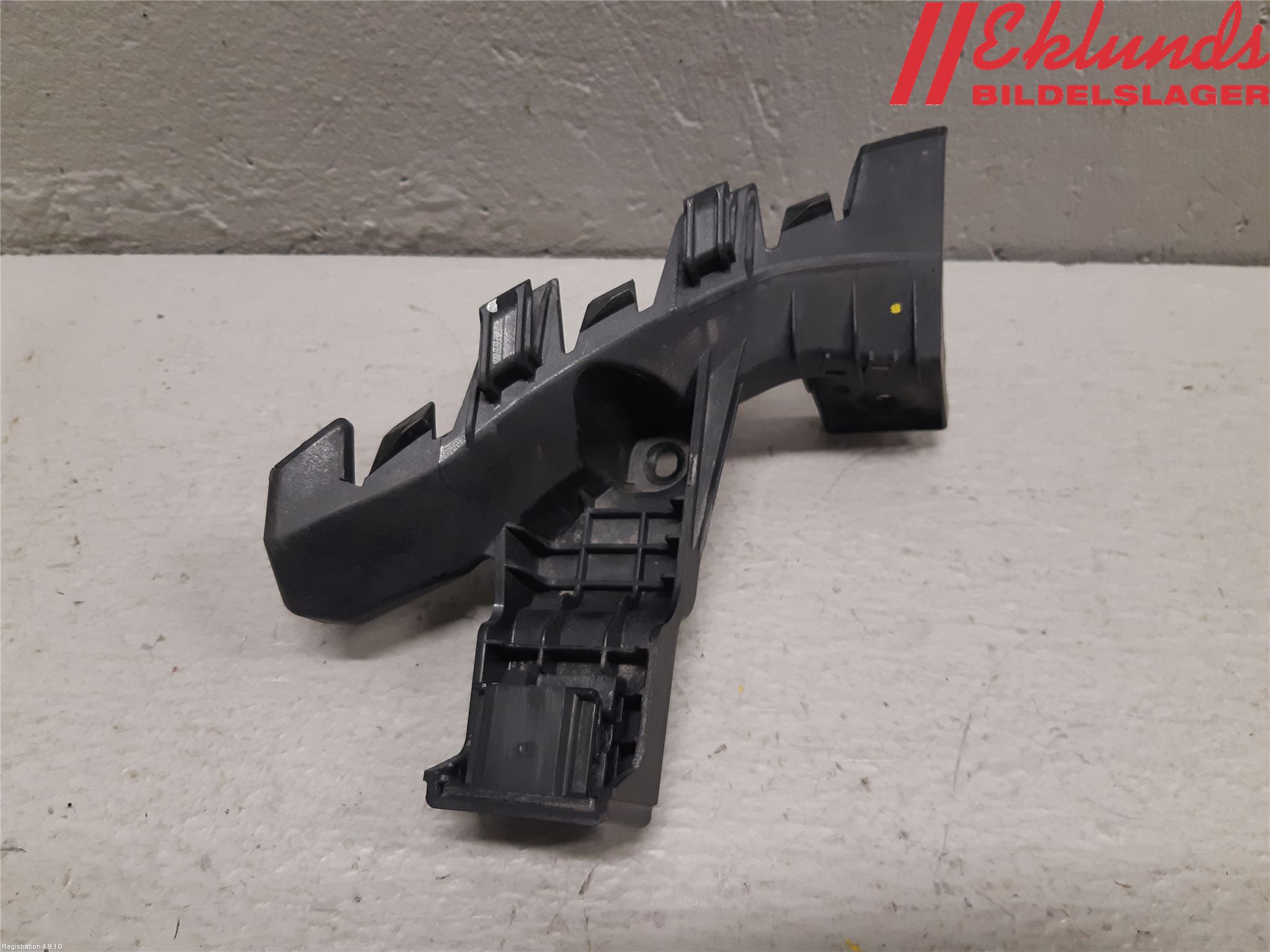 Kia PICANTO 17- Stötfångarfäste Fram Vä