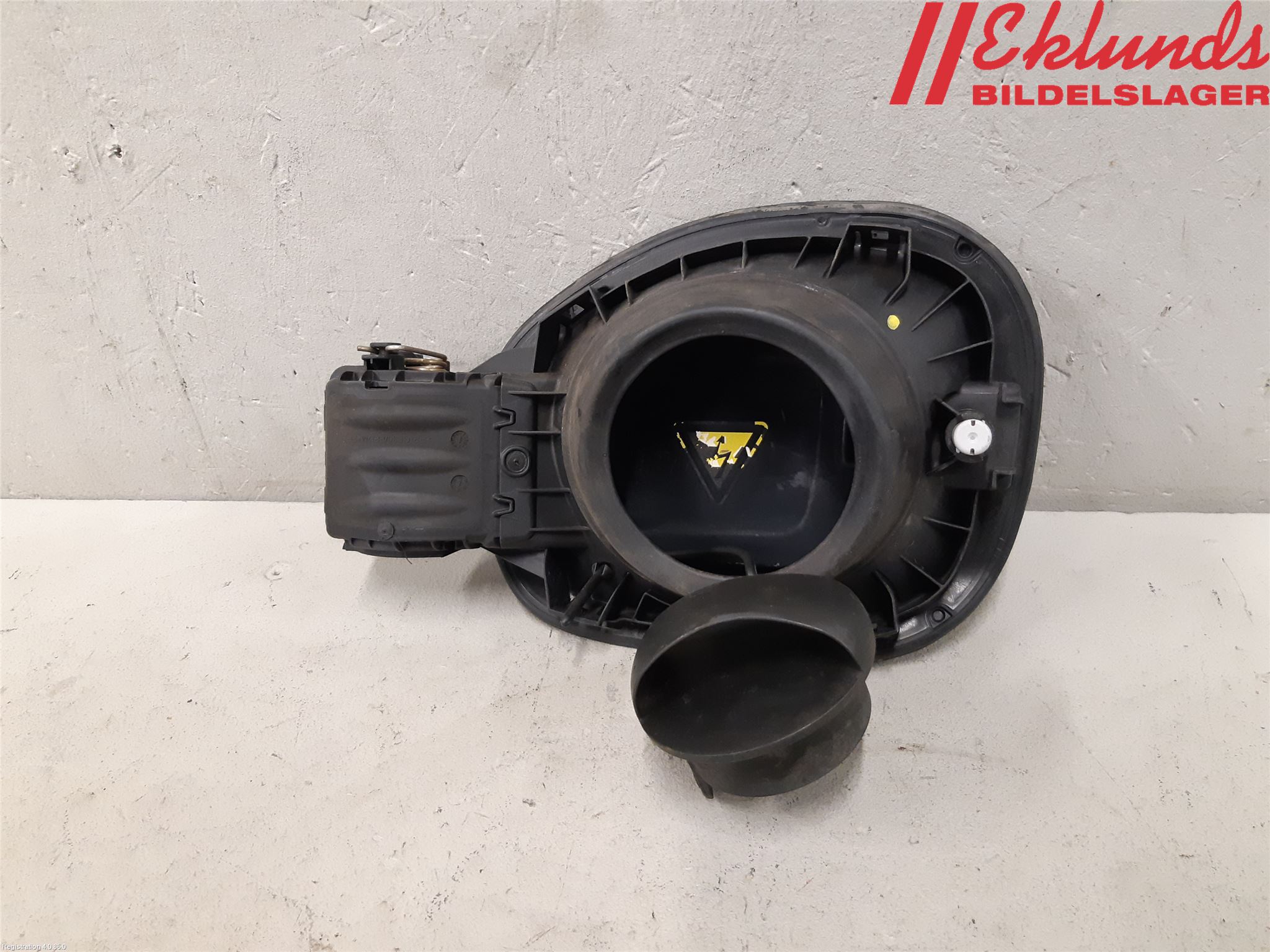 Volvo V60 11-13 Tanklucka