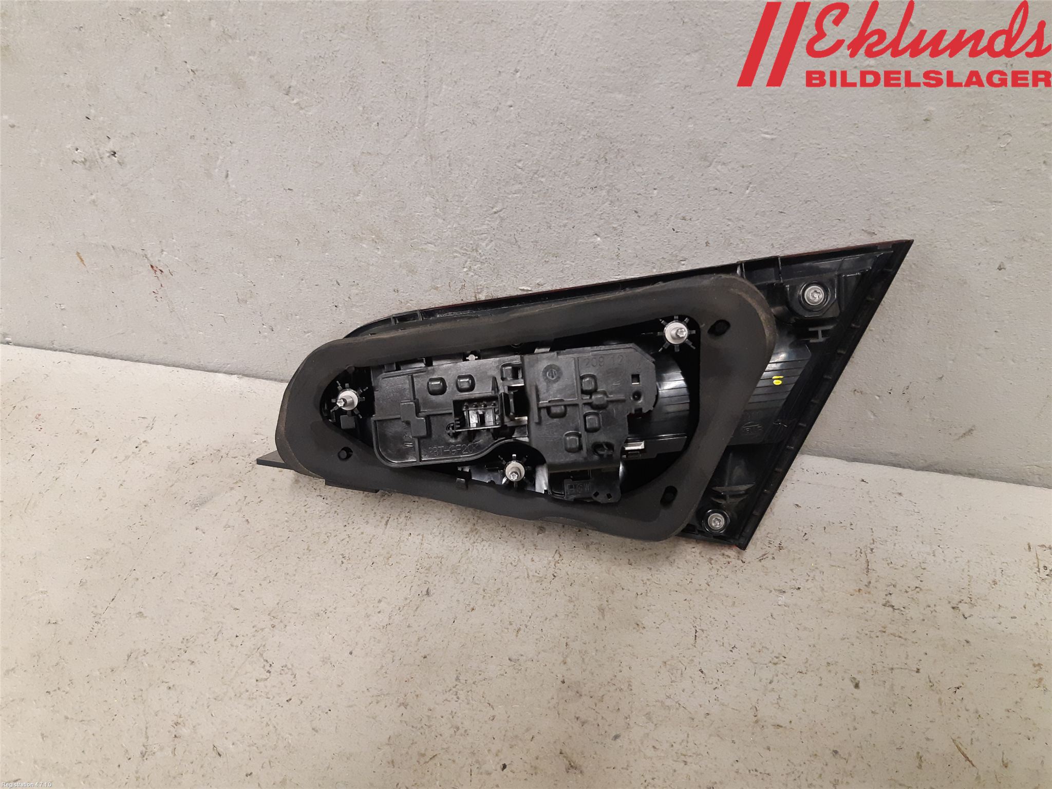 Audi A3/S3 8V 13-20 Bakljus Lucka Vä