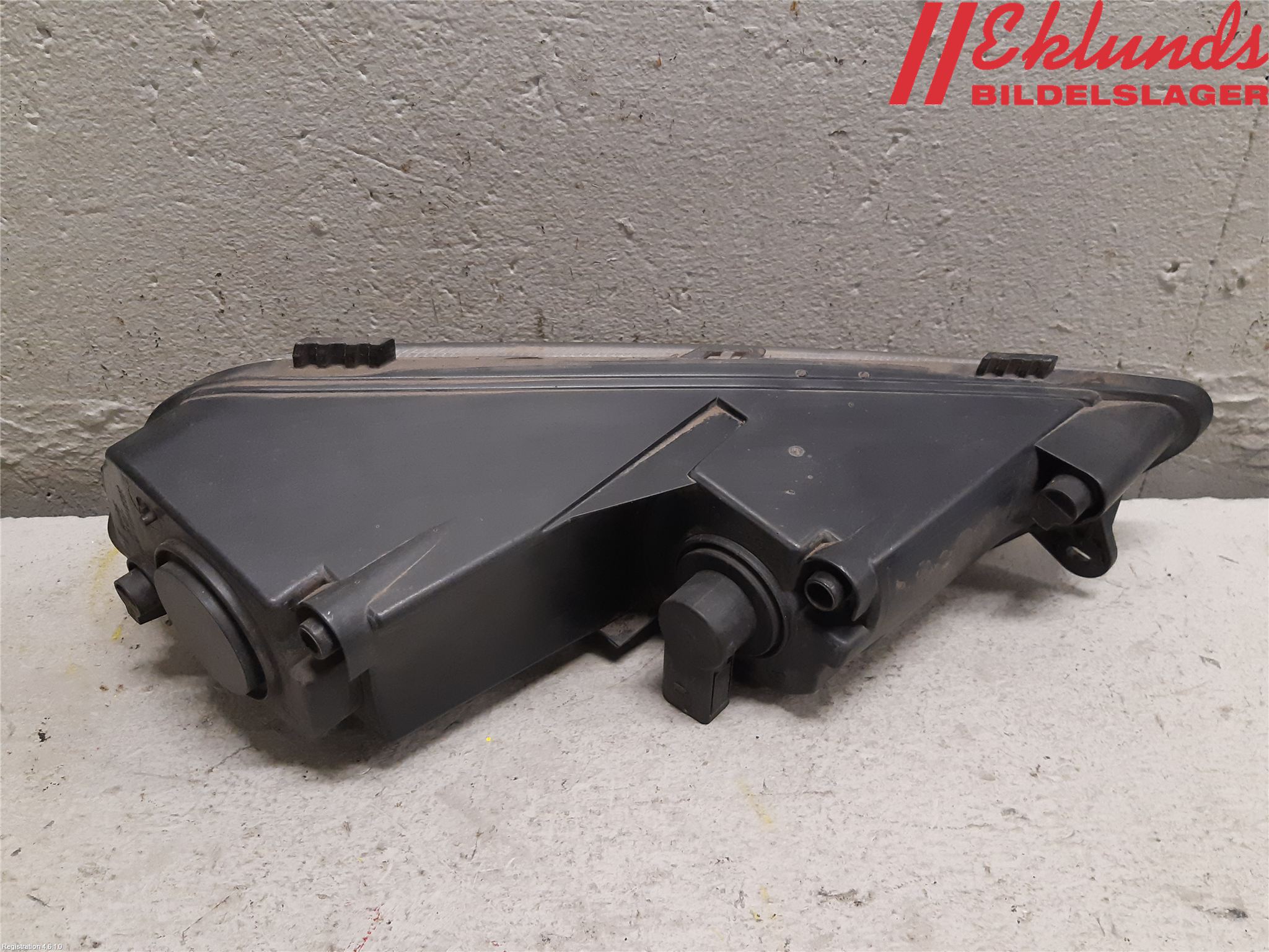 Volkswagen VW PASSAT 11-14 Dimljus-Varselljus Fram