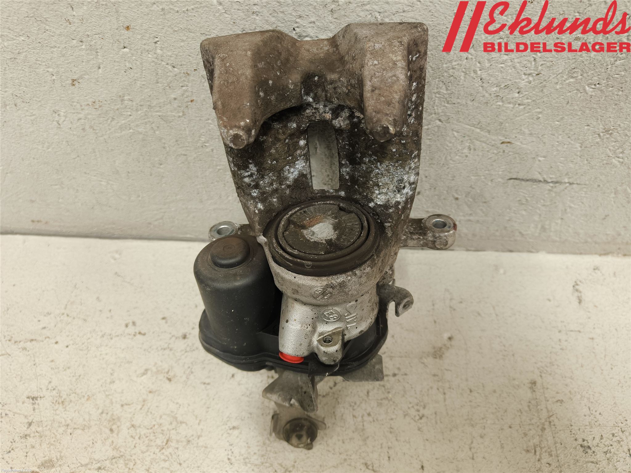 BMW X3 G01 18- Bromsok Bak Vänster