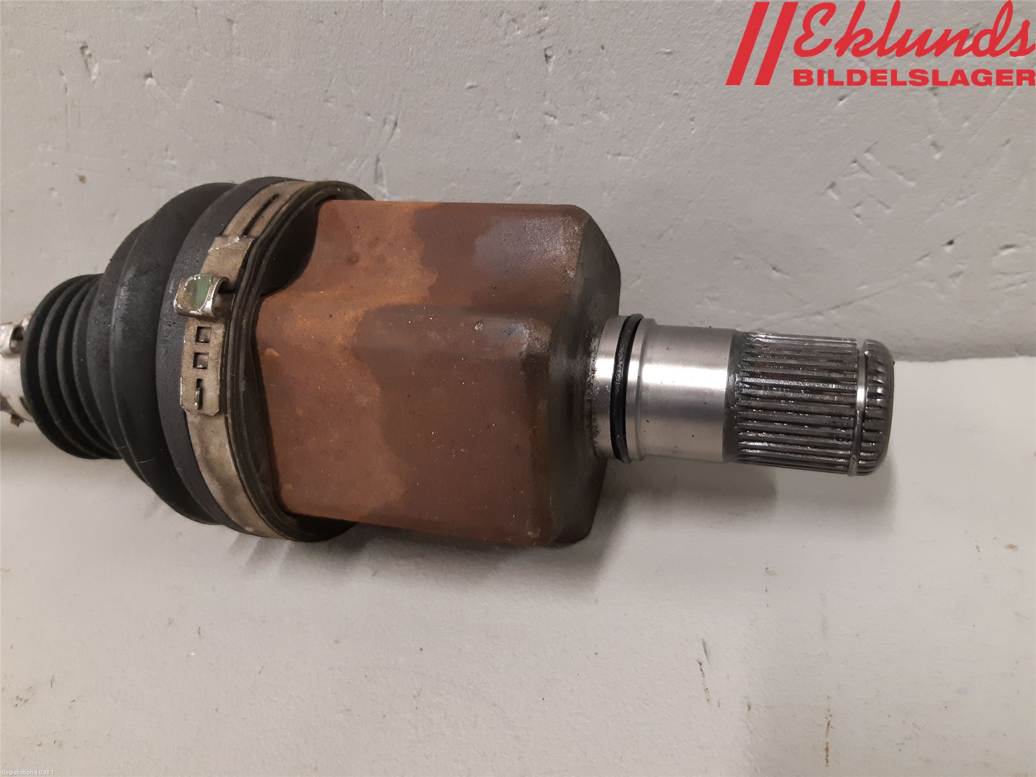 Skoda KODIAQ 17-24 Drivaxel Fram Vänster