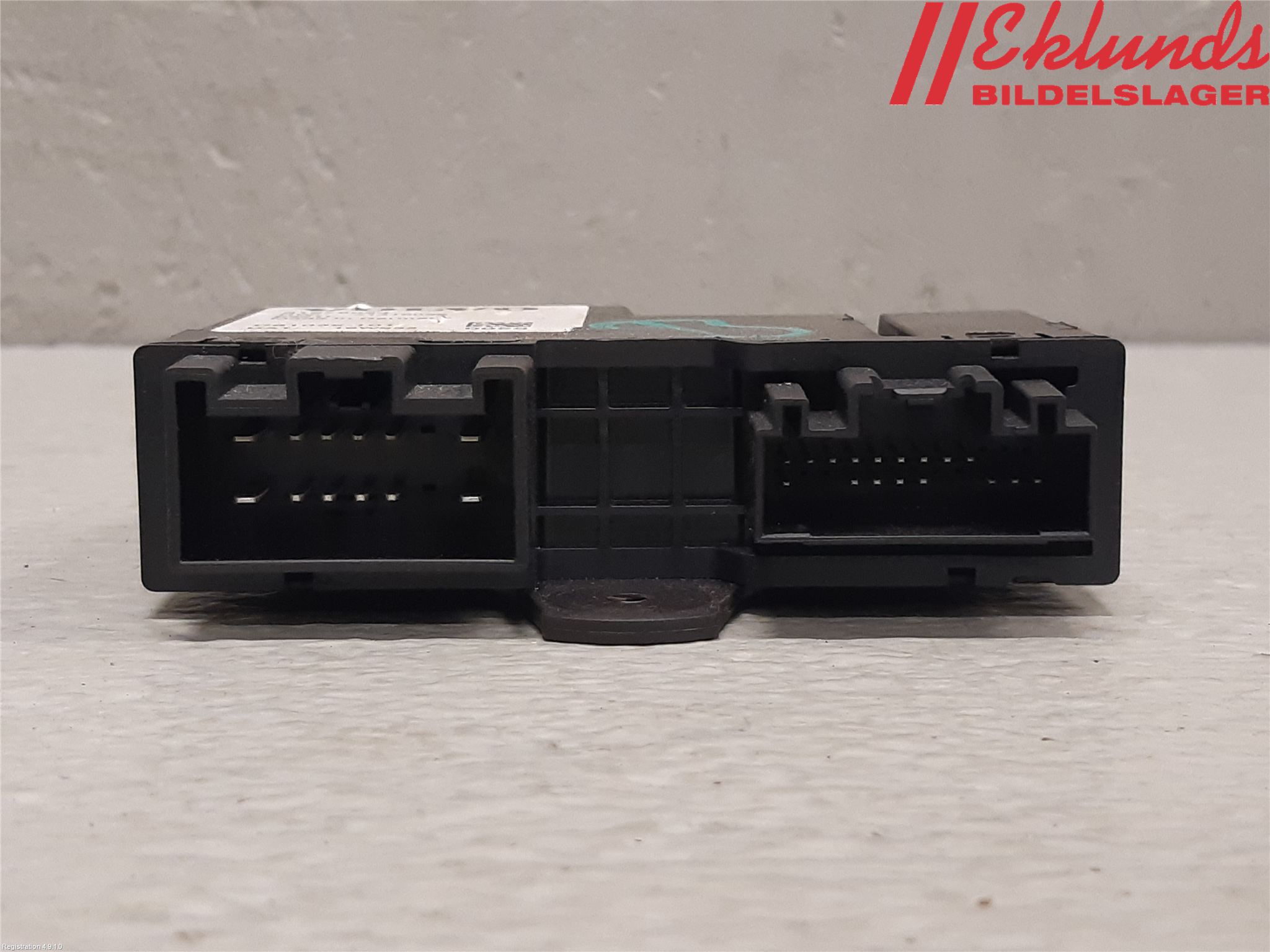 Volvo V90 17->> Styrenhet Baklucka