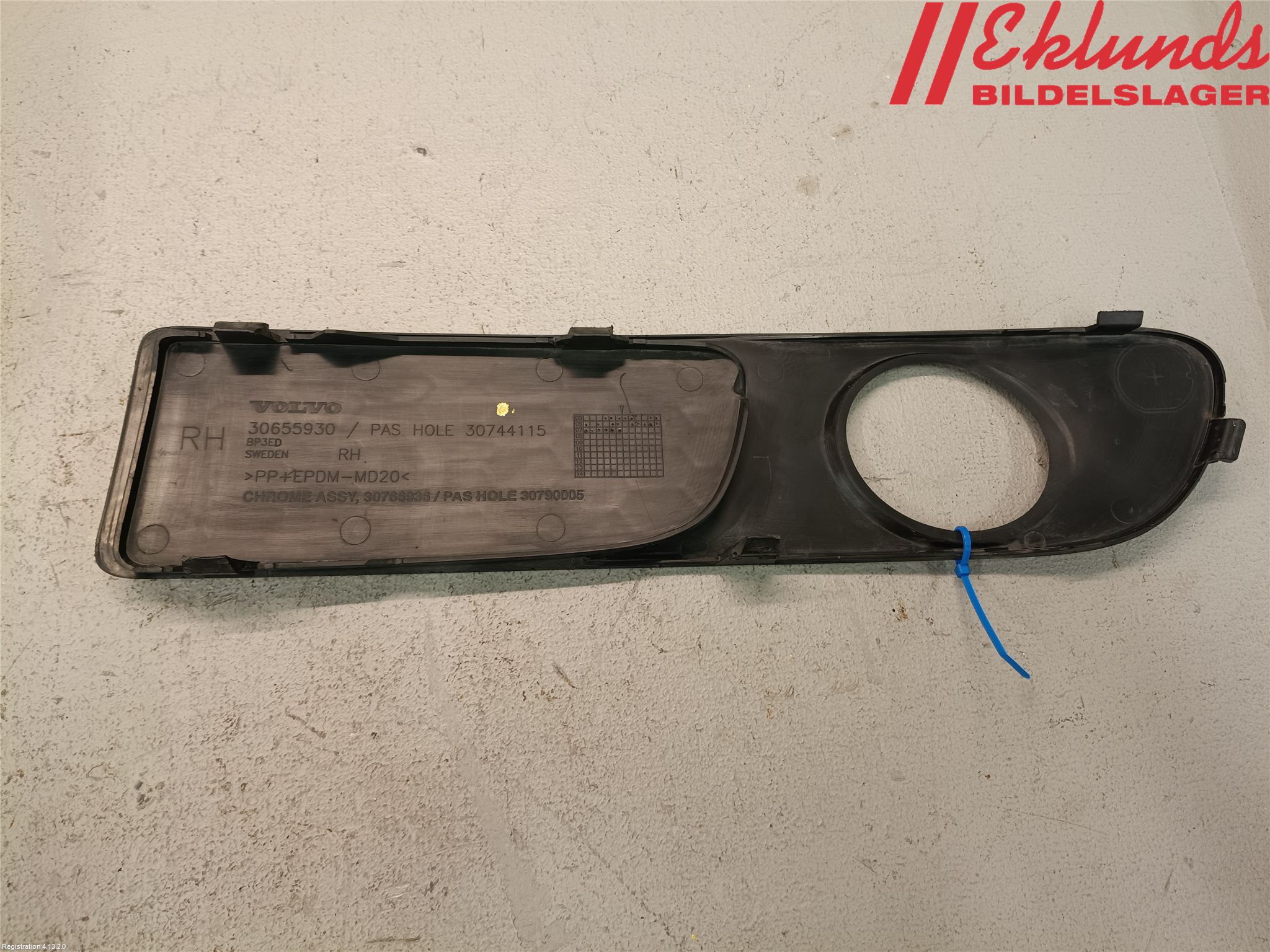 Volvo S80 07-13 Dimljussarg Fram
