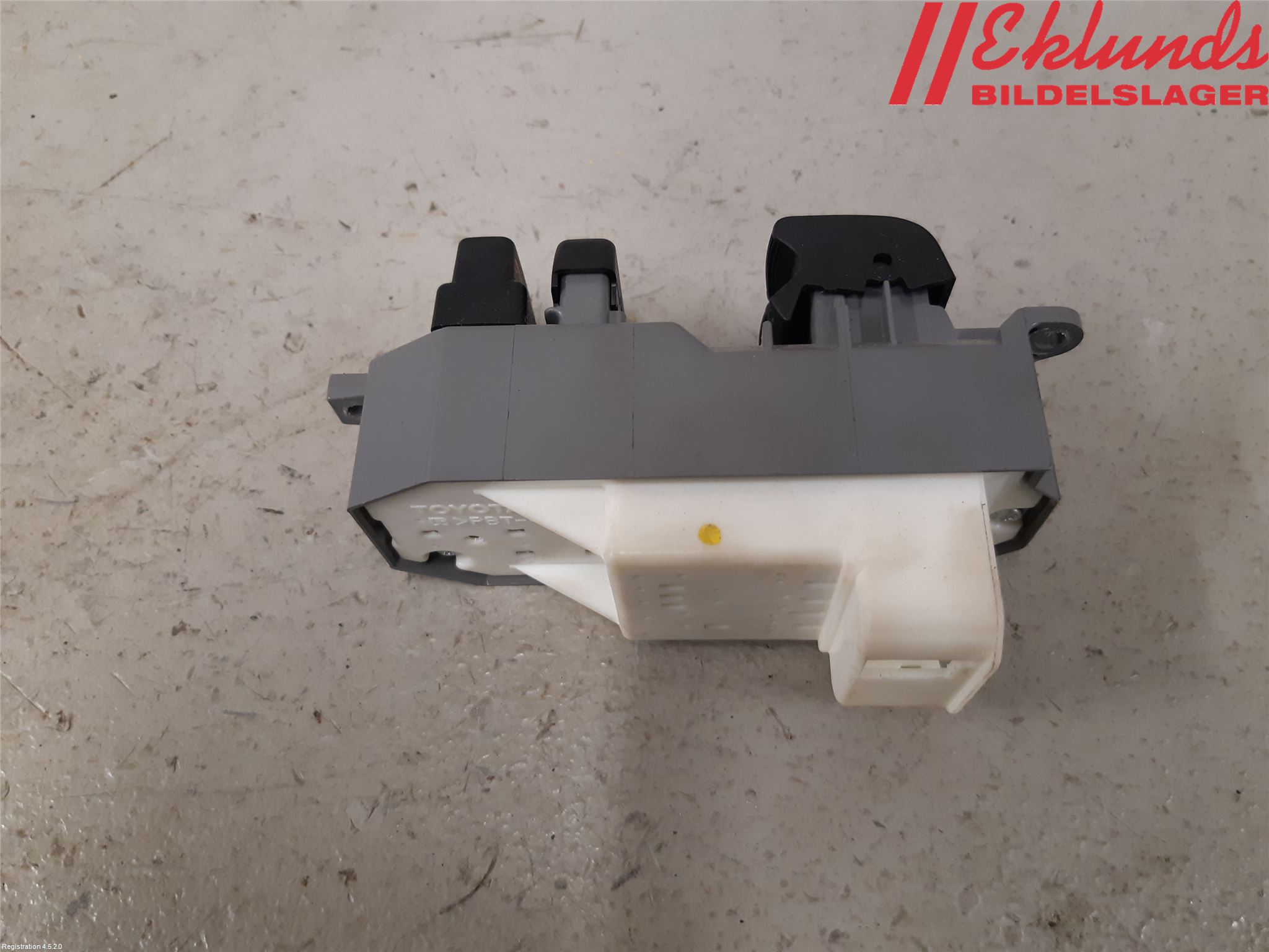 Toyota YARIS XP130 15-20 Strömställare Elhiss
