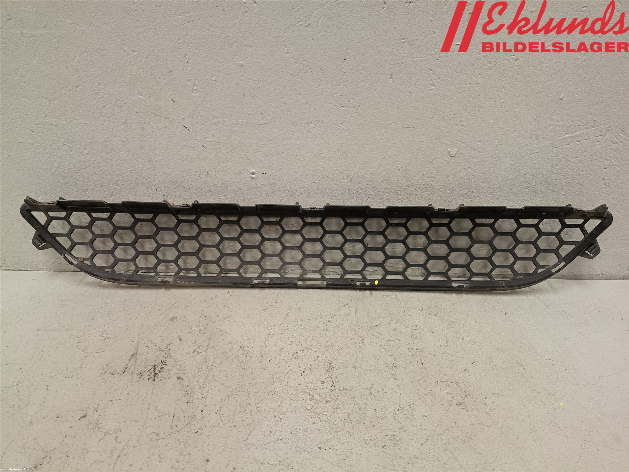 Volvo V60 11-13 Stöt Utfyllnad-List-Grill