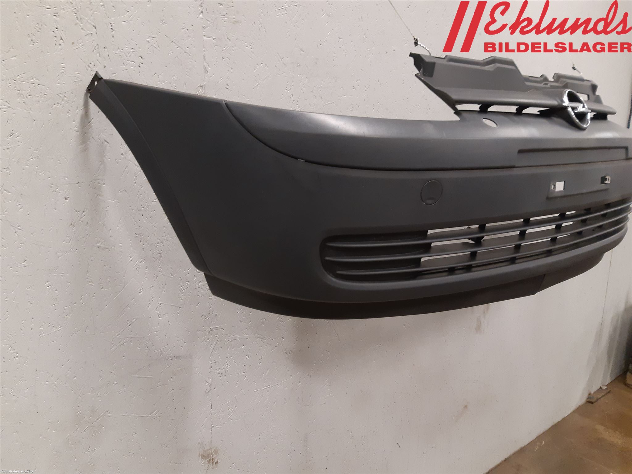 Opel COMBO 02-12 Stötfångarbeklädnad Fram
