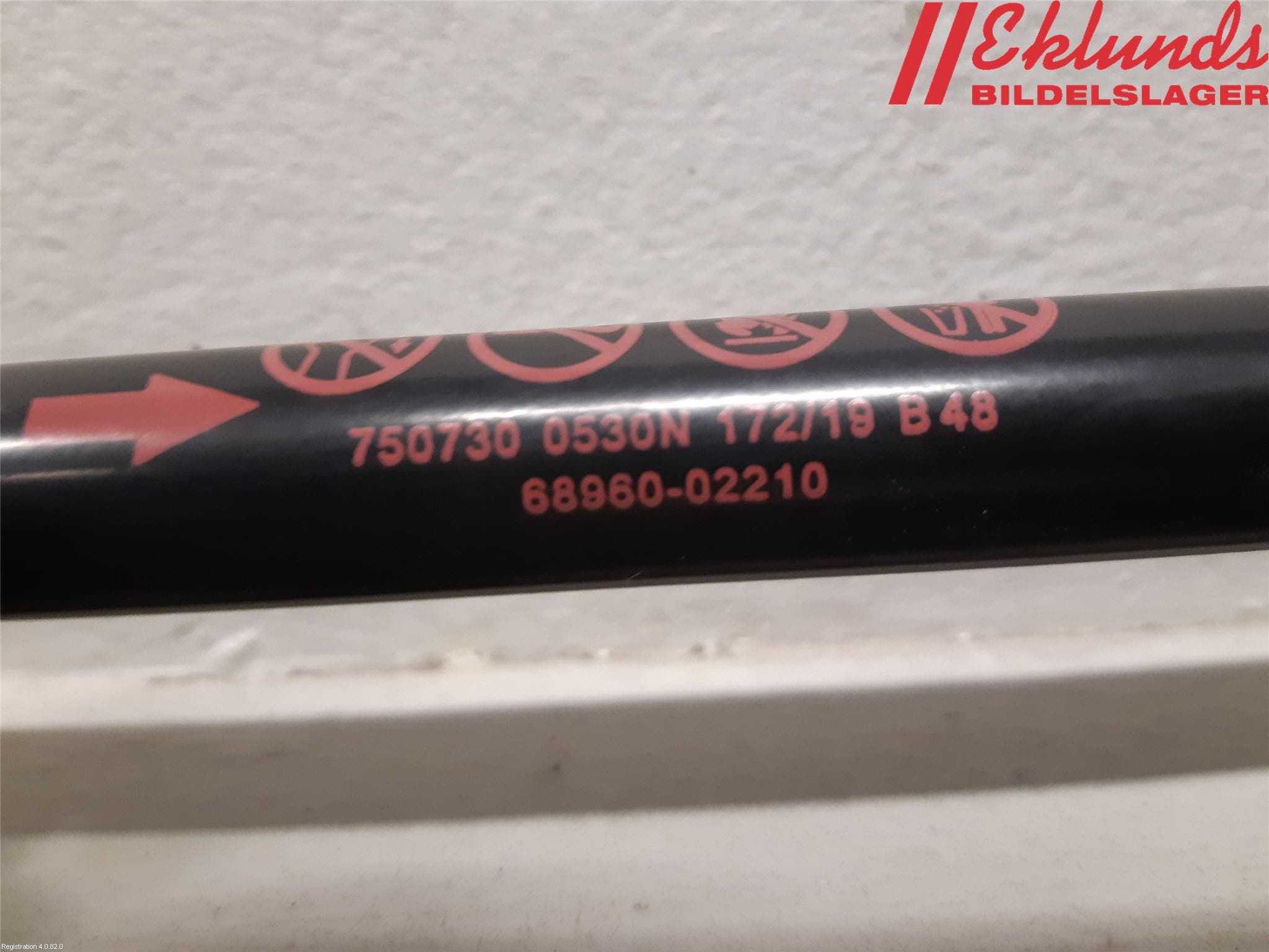 Toyota COROLLA 19- Gasfjäder Baklucka