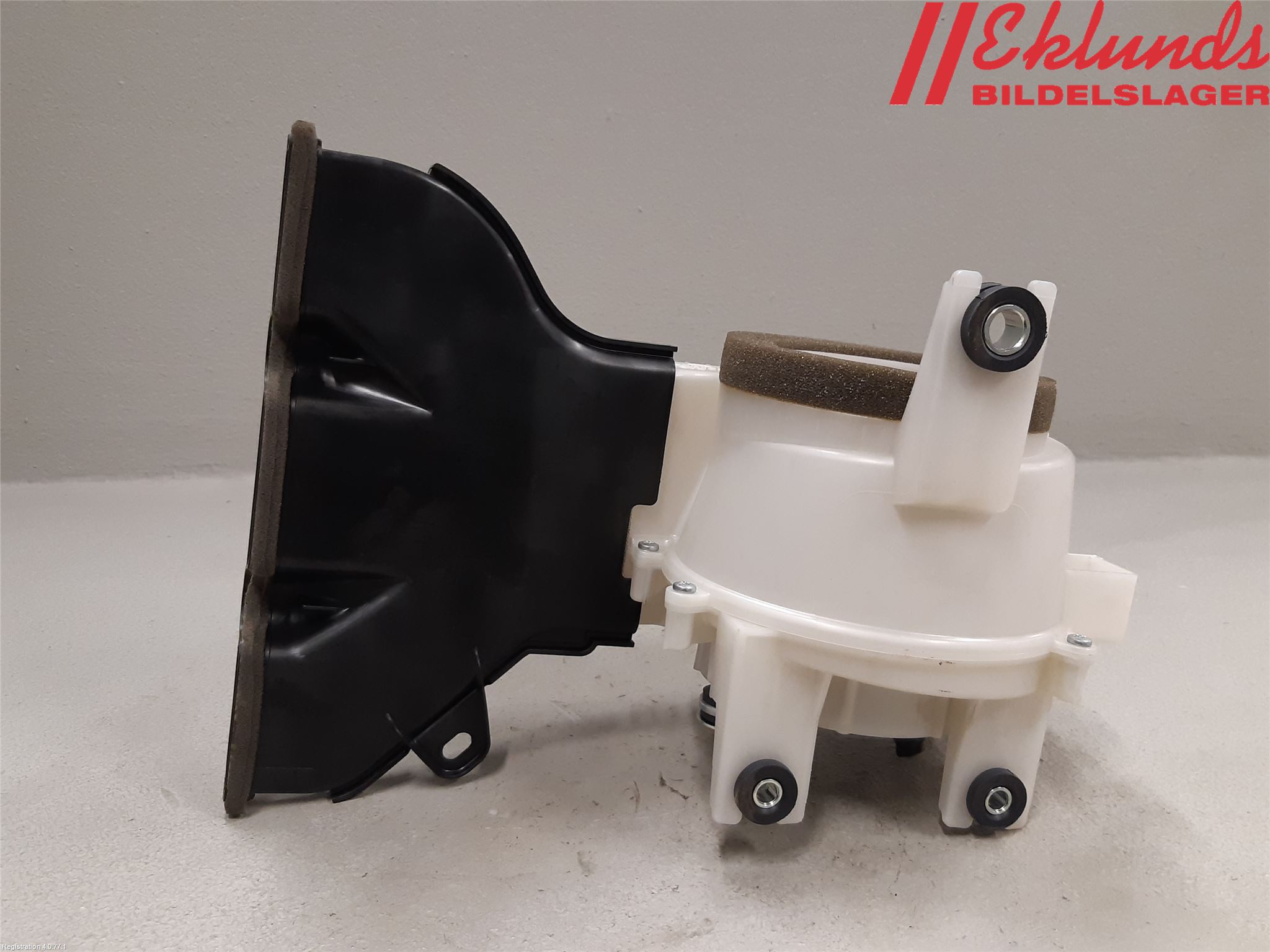 Toyota AURIS 13-19 Kylfläkt El