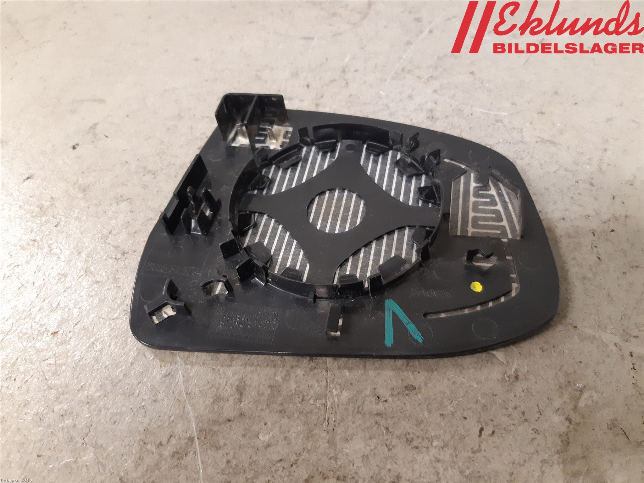 Ford FOCUS 11-14 Spegelglas Vä