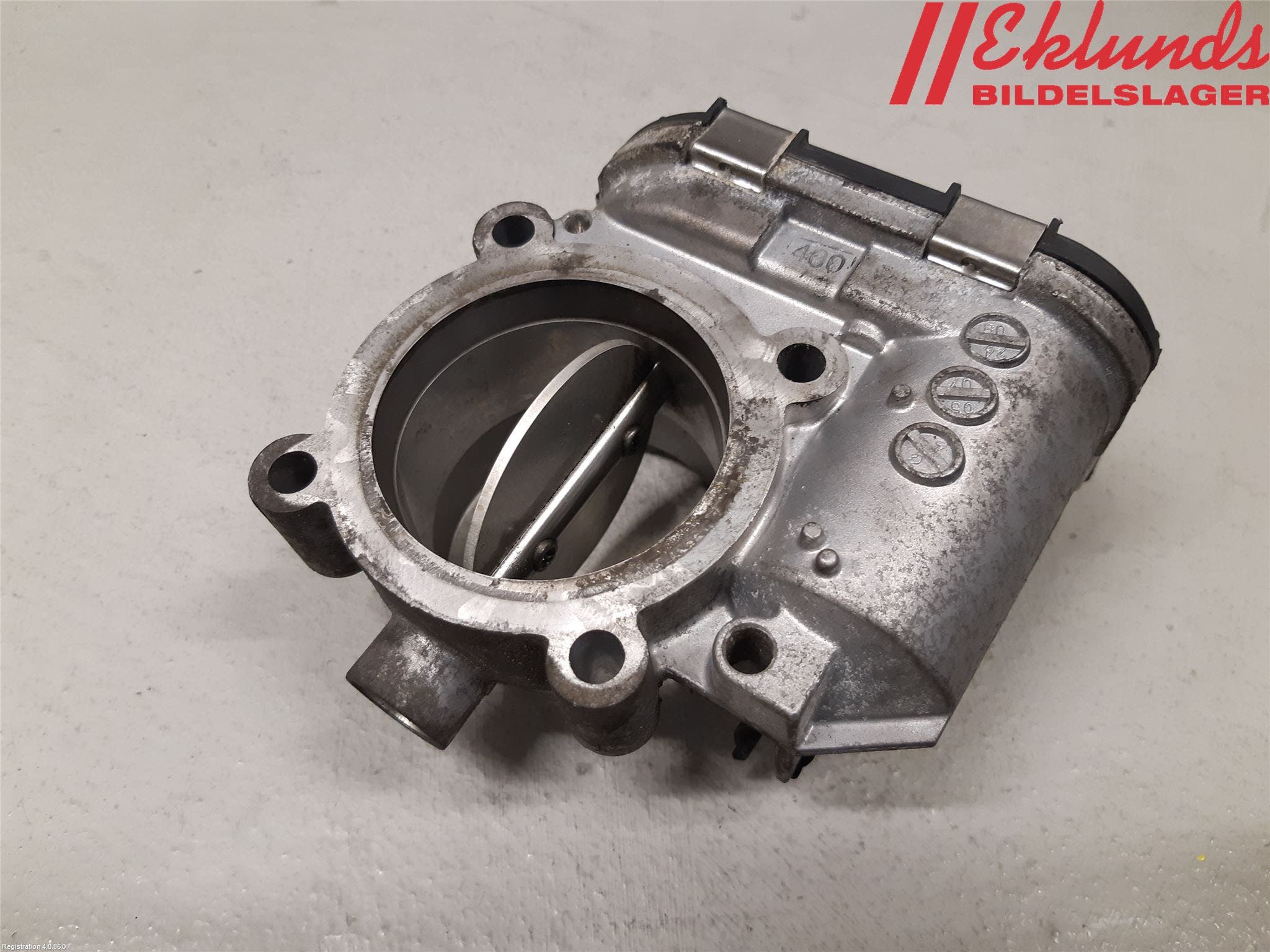 Mercedes-Benz MB C-KLASS (W204) 07-15 Injspjällhus