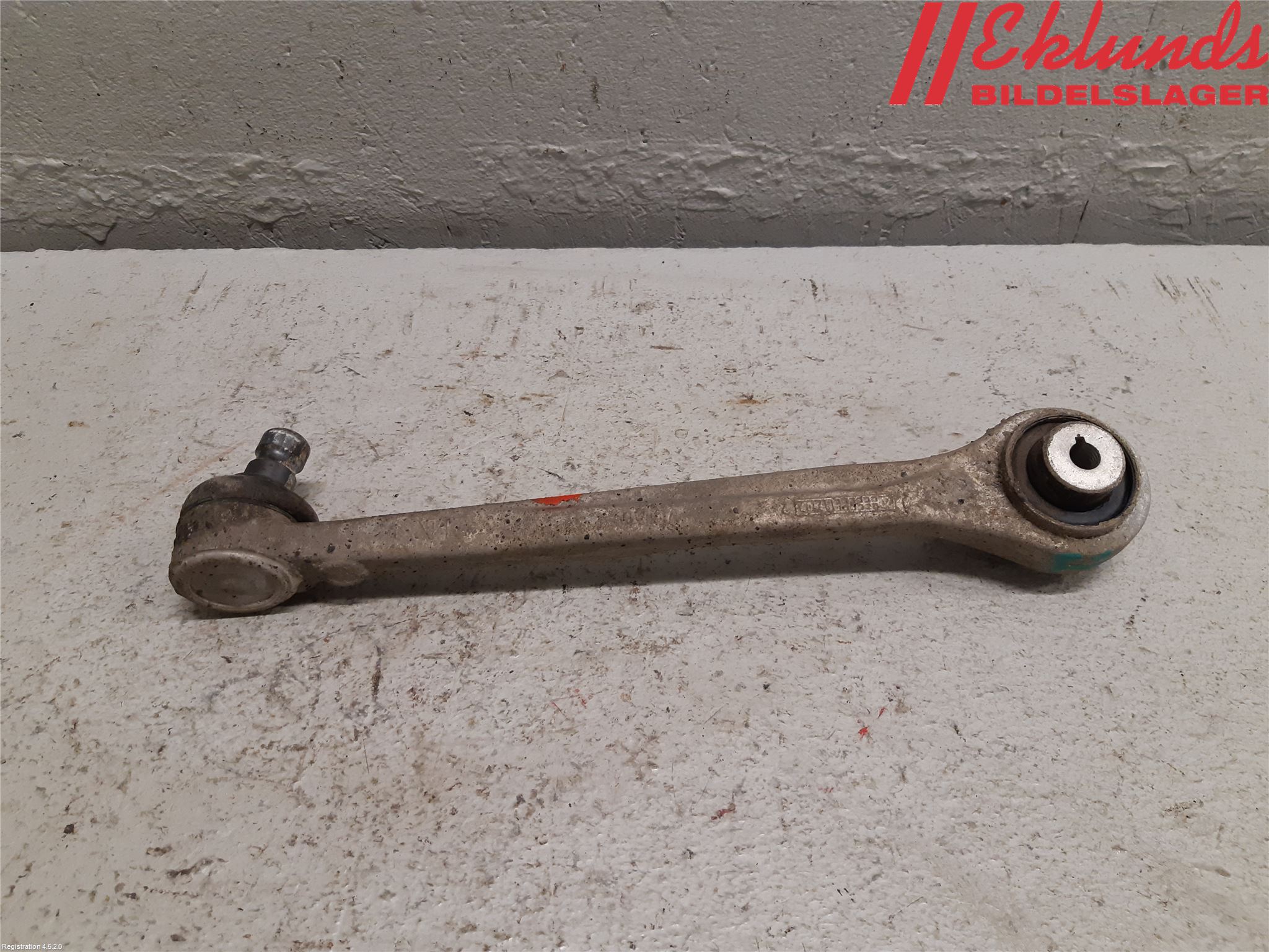 Audi A6 F2/C8 19- Bärarm Fram Övre Vä