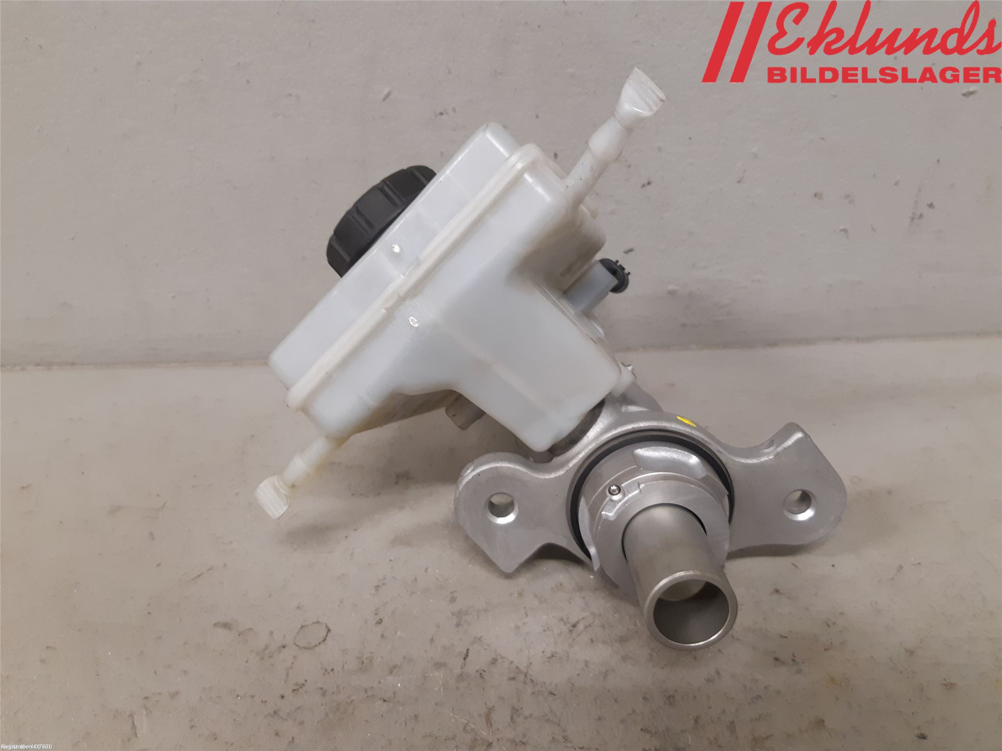 BMW X4 F26 14-18 Broms Huvudcylinder
