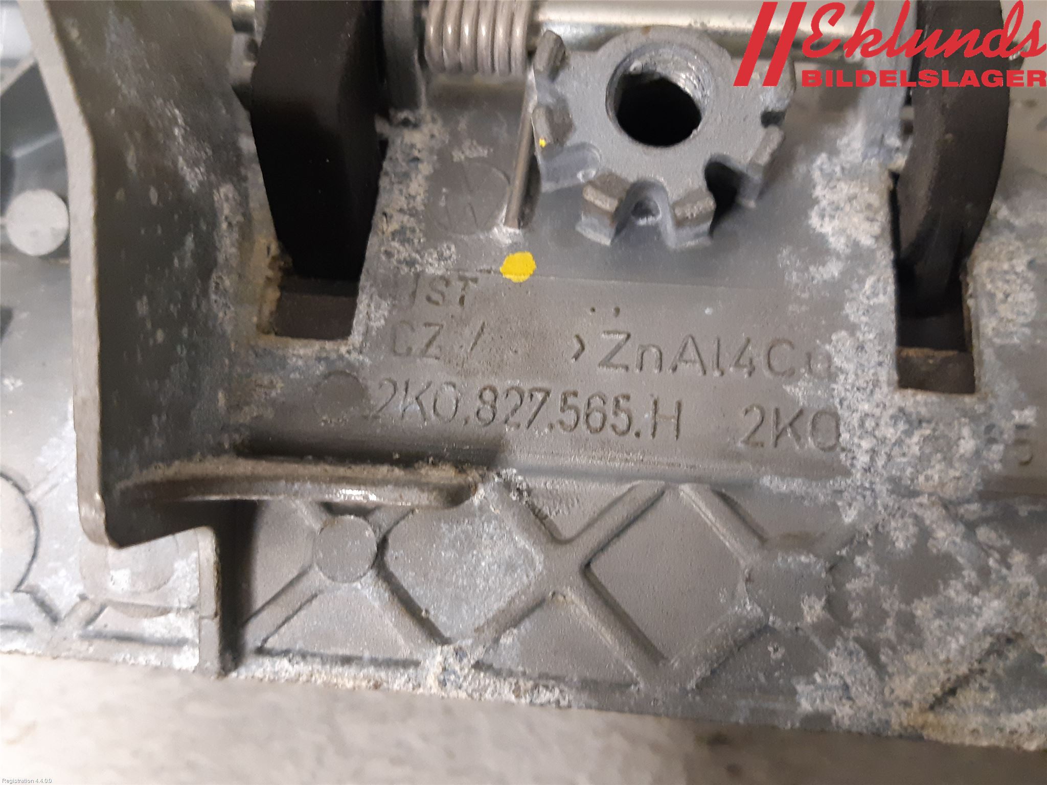 Volkswagen VW CADDY      04-10 Bakluckehandtag