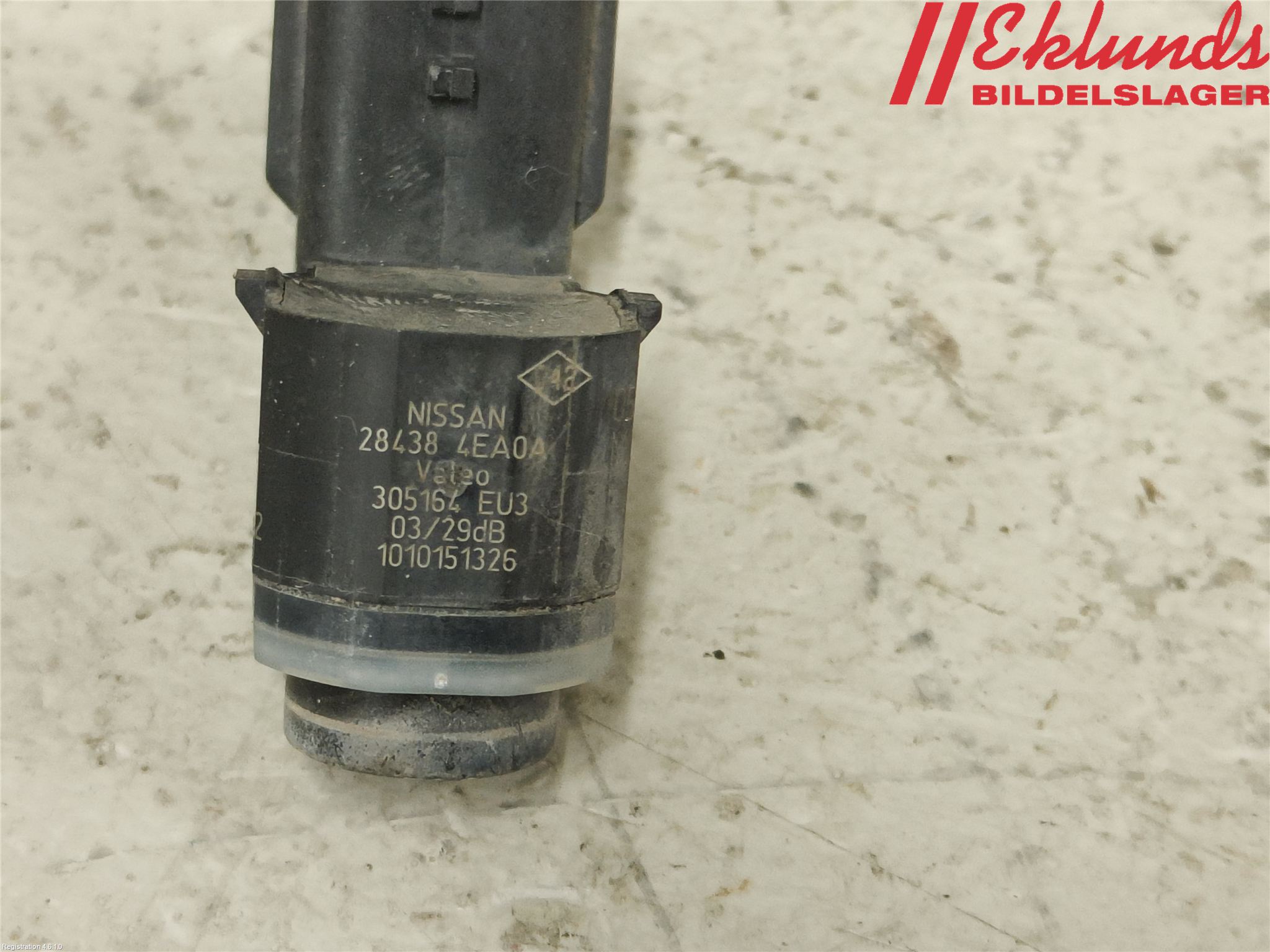 Nissan QASHQAI 14-17 Parkeringshjälp Frontsensor