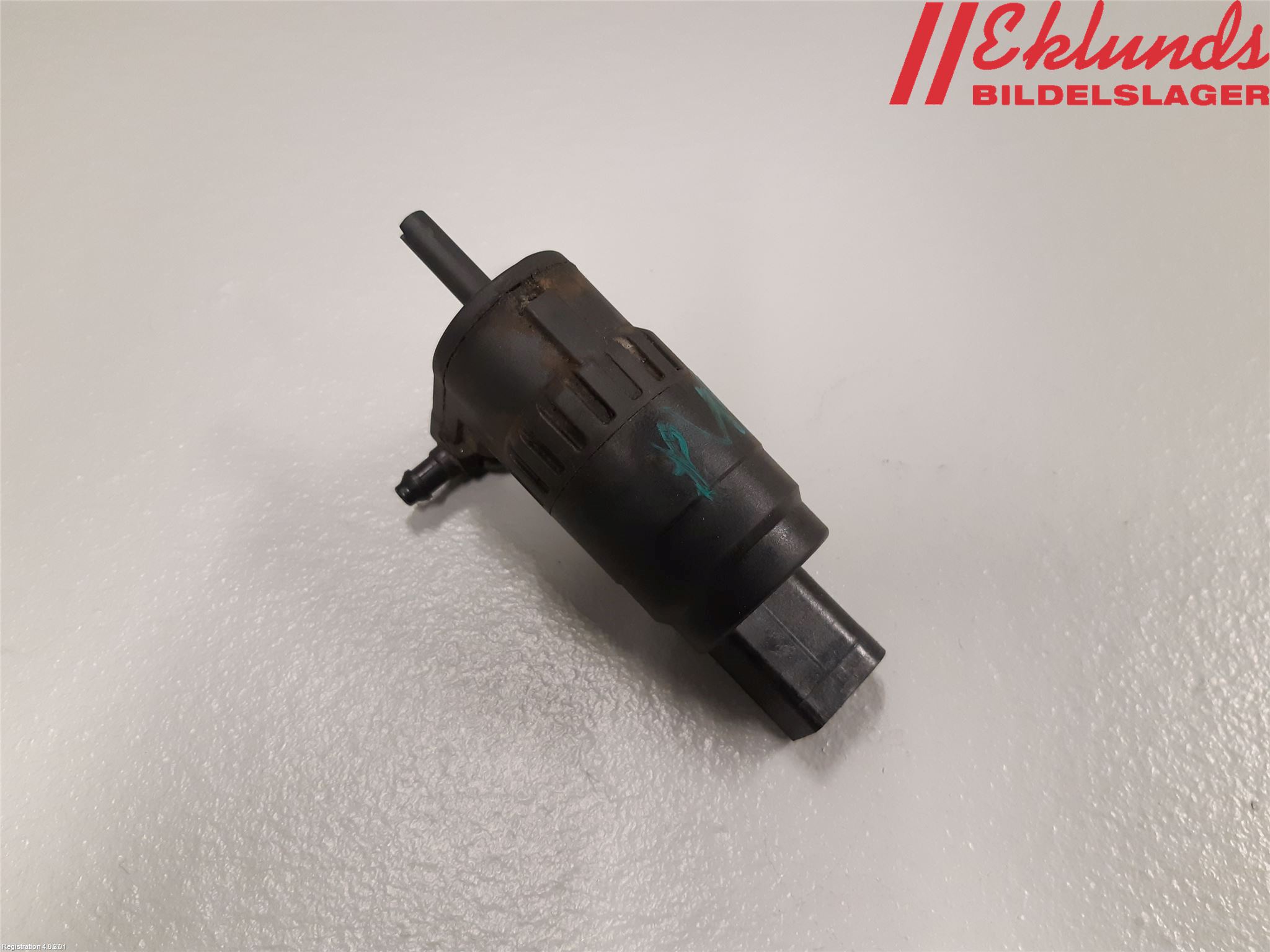 Volkswagen VW GOLF PLUS/CROSS GOLF 04-14 Spolarpump Vindruta