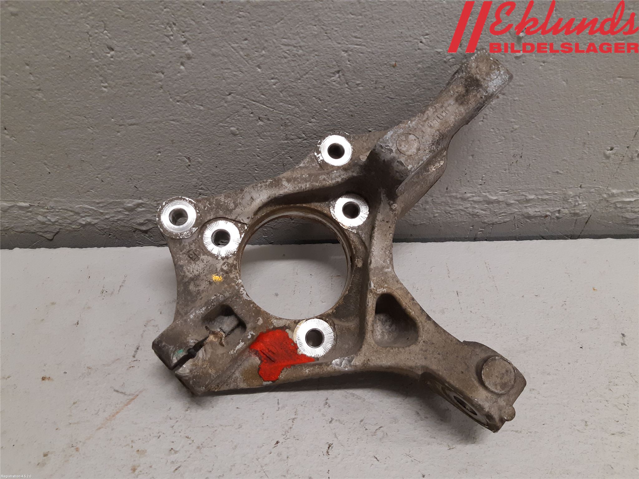 Opel ASTRA J 10-15 Styrspindel Lagerhus Vä