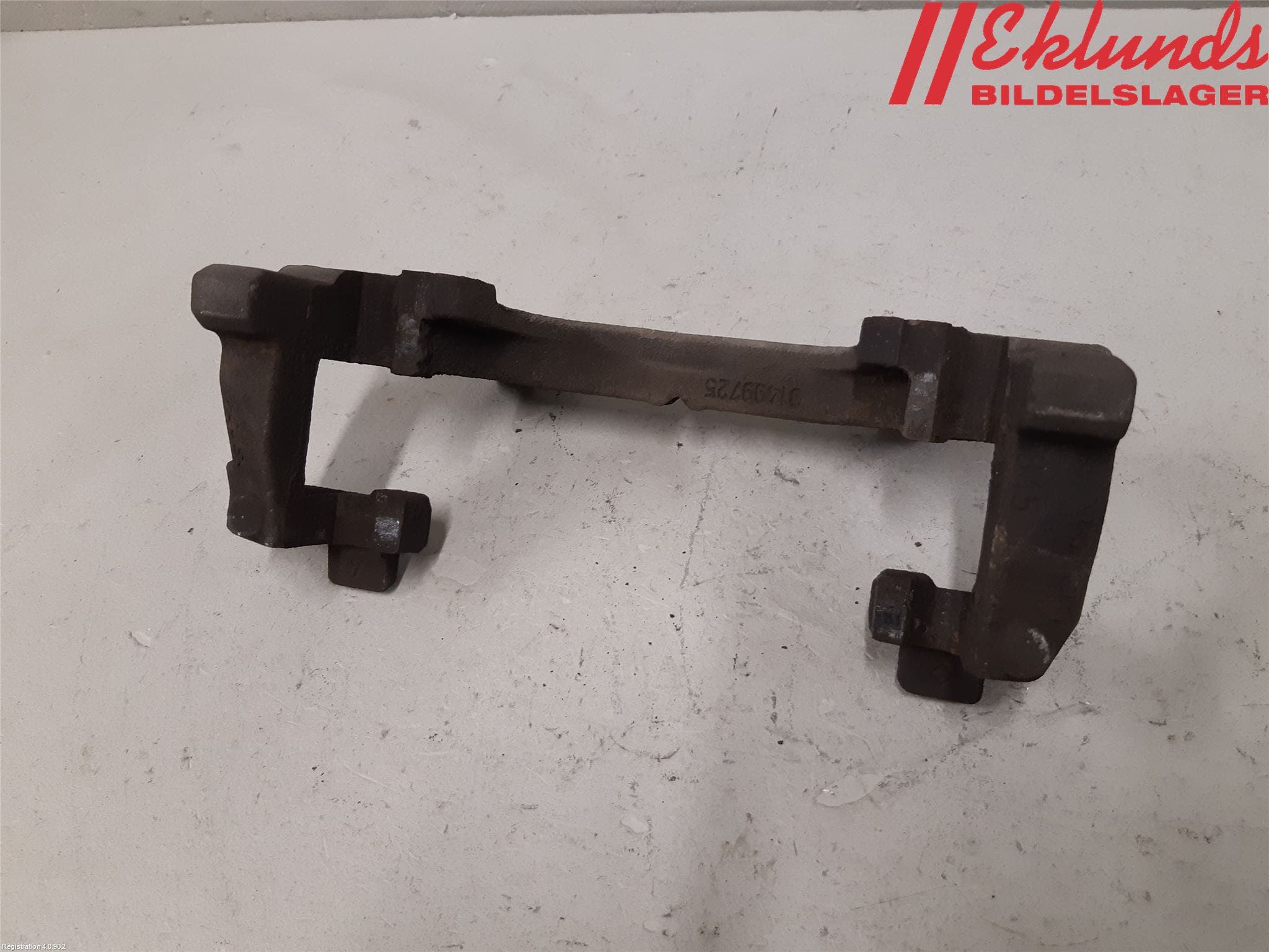 Volvo S60 19- Bromsokshållare