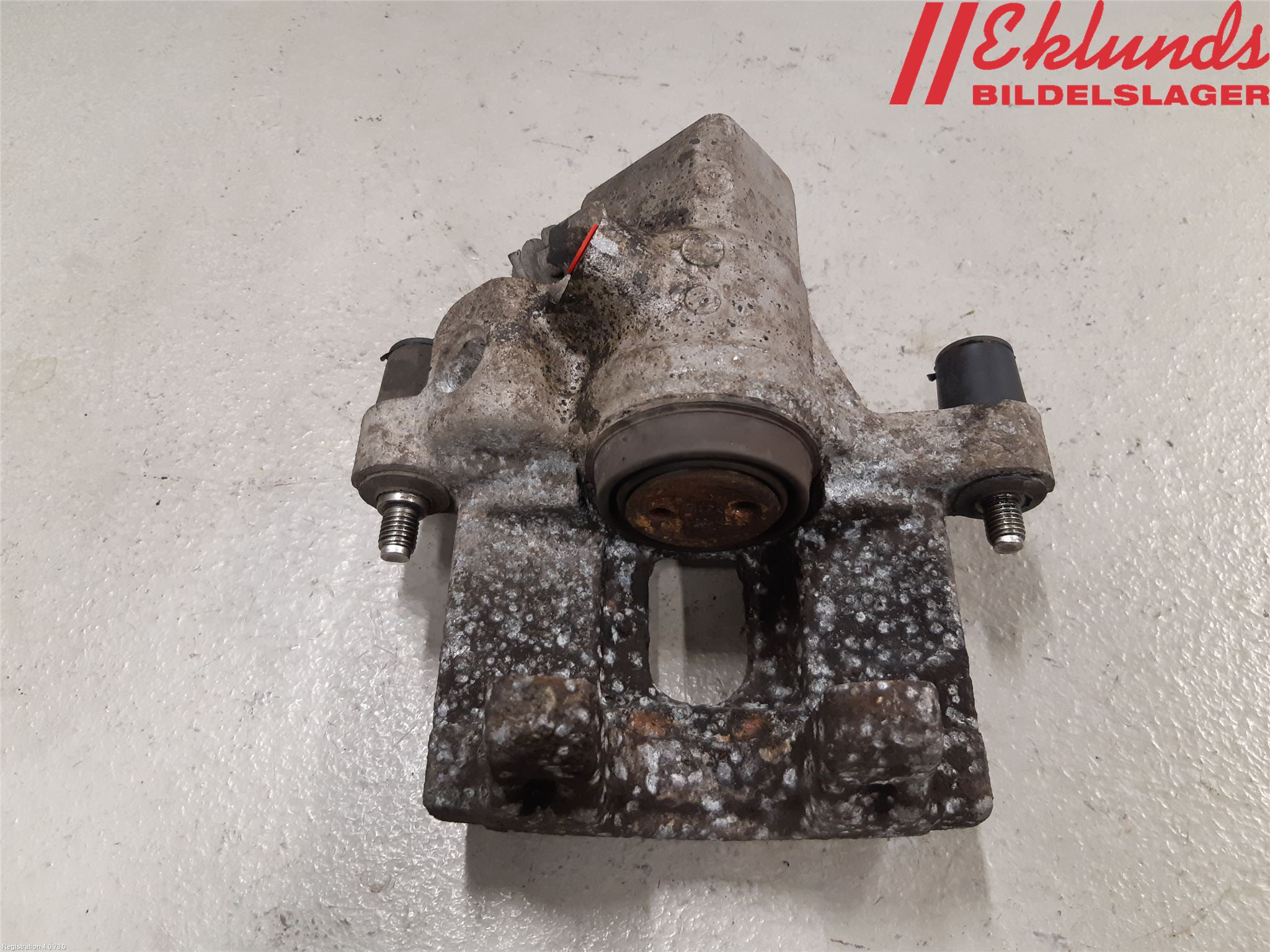 Ford TRANSIT/TOURNEO CONNECT 13-22 Bromsok Bak Höger