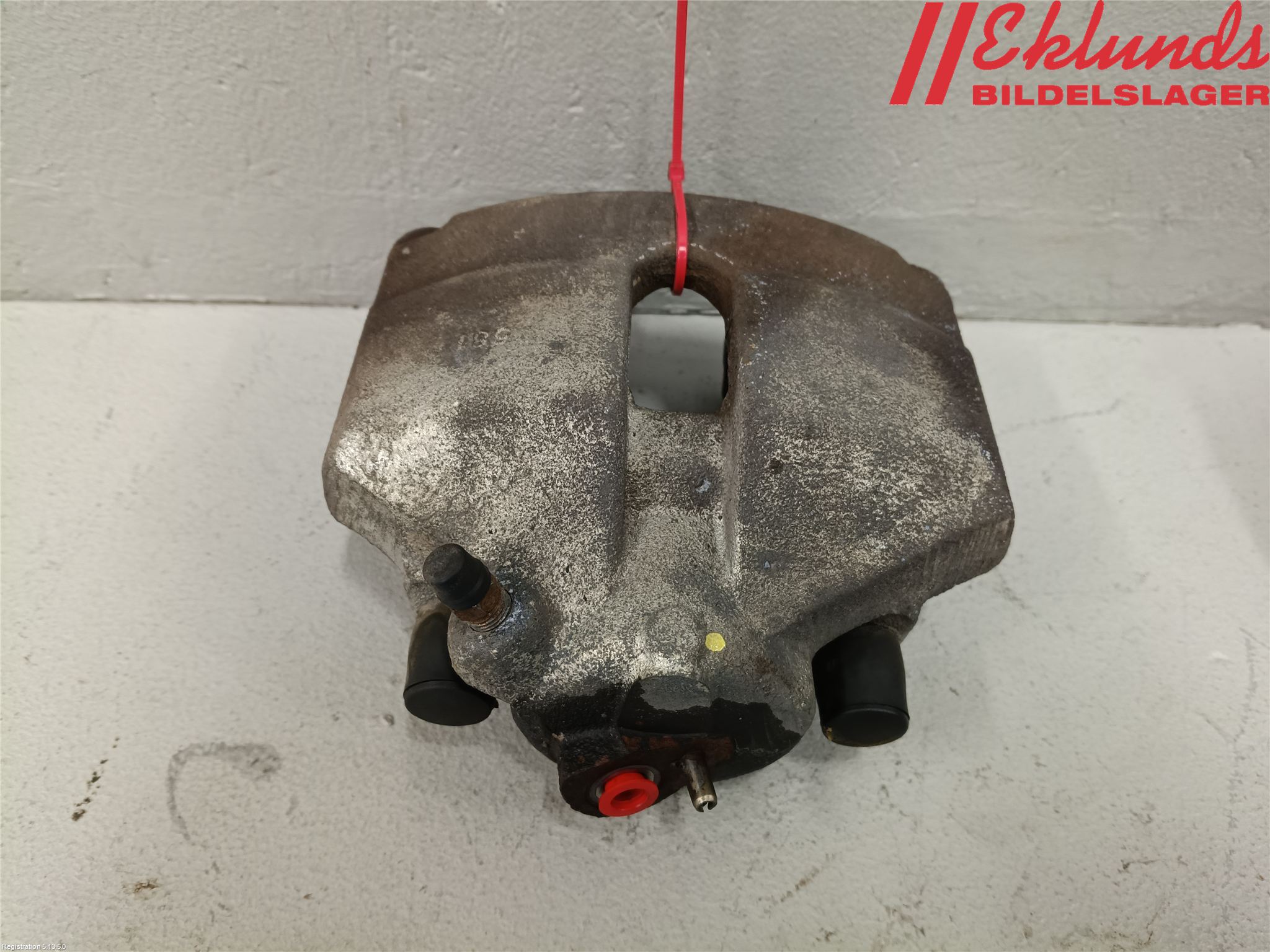 Volkswagen VW PASSAT 11-14 Bromsok Fram Vänster