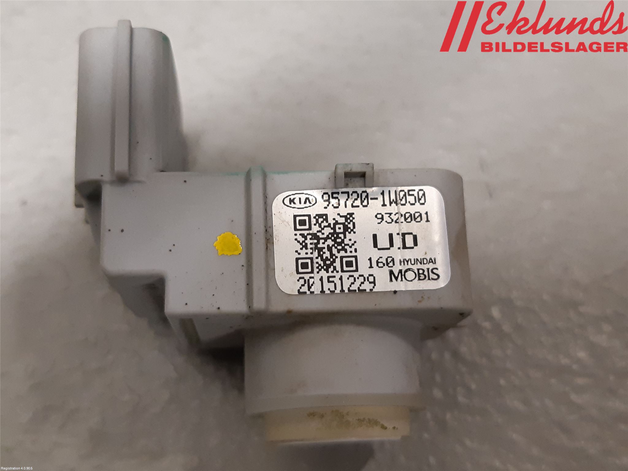 Kia RIO 12-16 Parkeringshjälp Backsensor