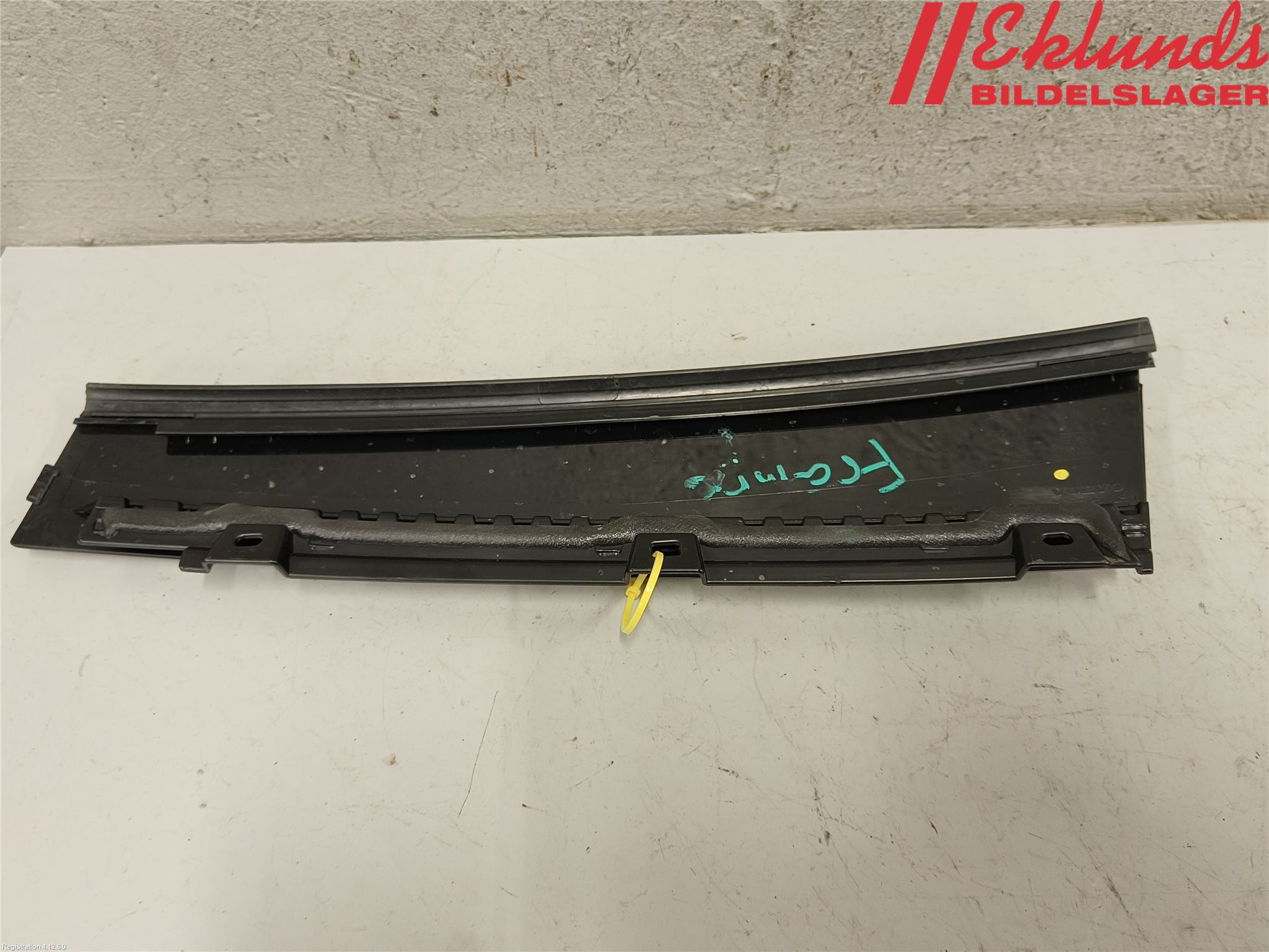 Volvo V90 17->> Dörr Dekorlist Bak Vä