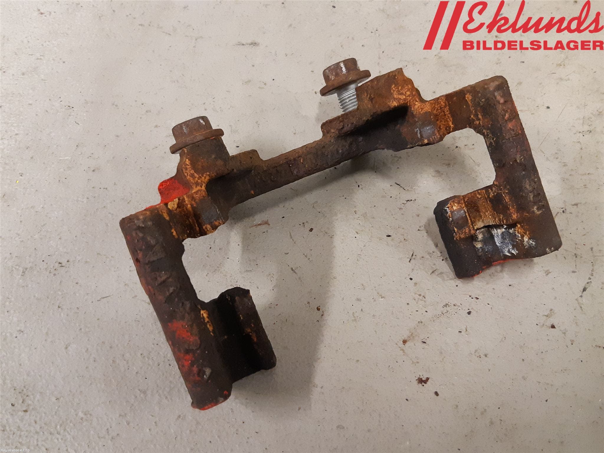 BMW 3 F30/F31/F80 12-19 Bromsokshållare